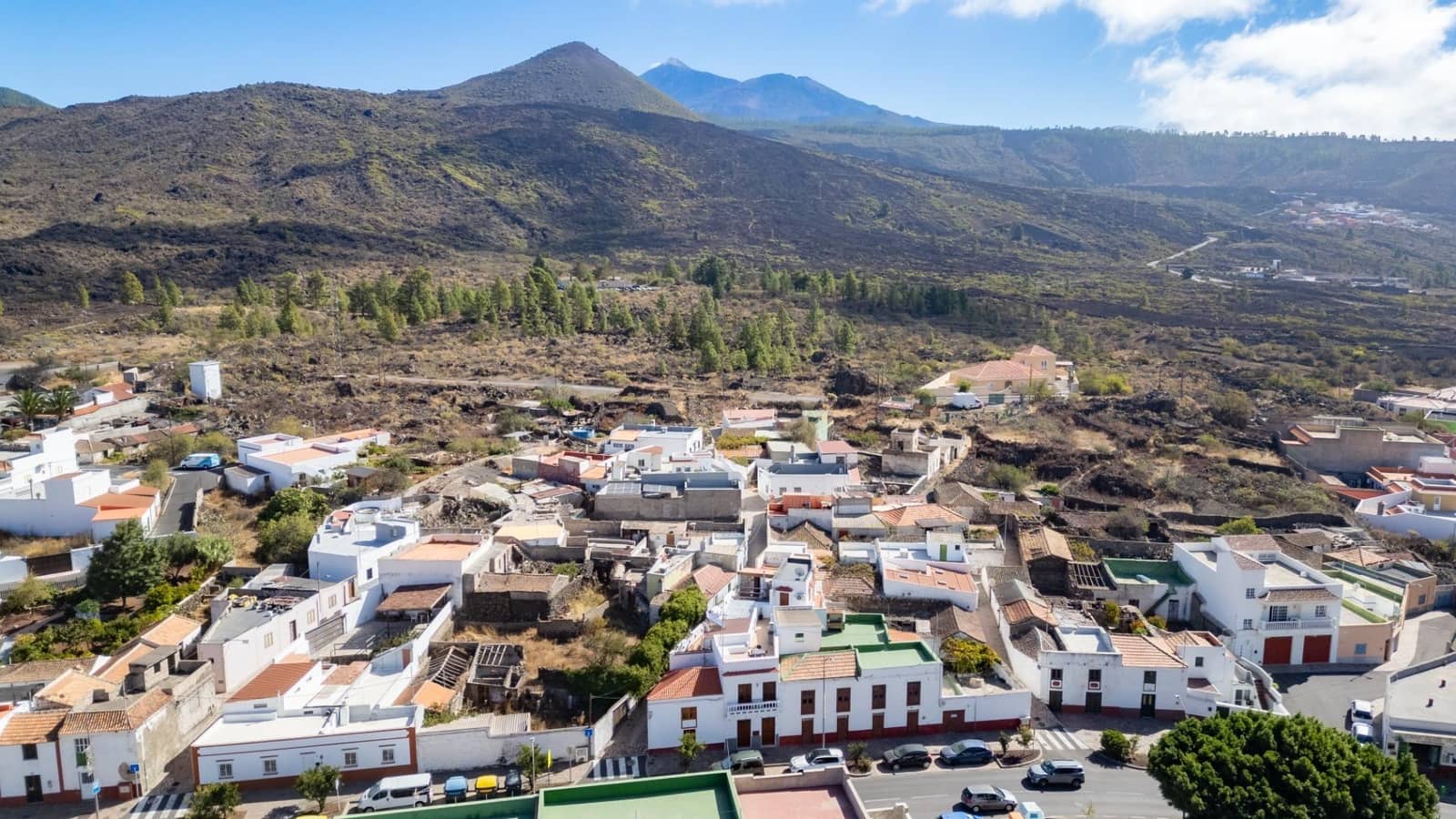 5 soveværelse Byhus til salg i Santiago del Teide - € 395.000 (Ref: 9385689)
