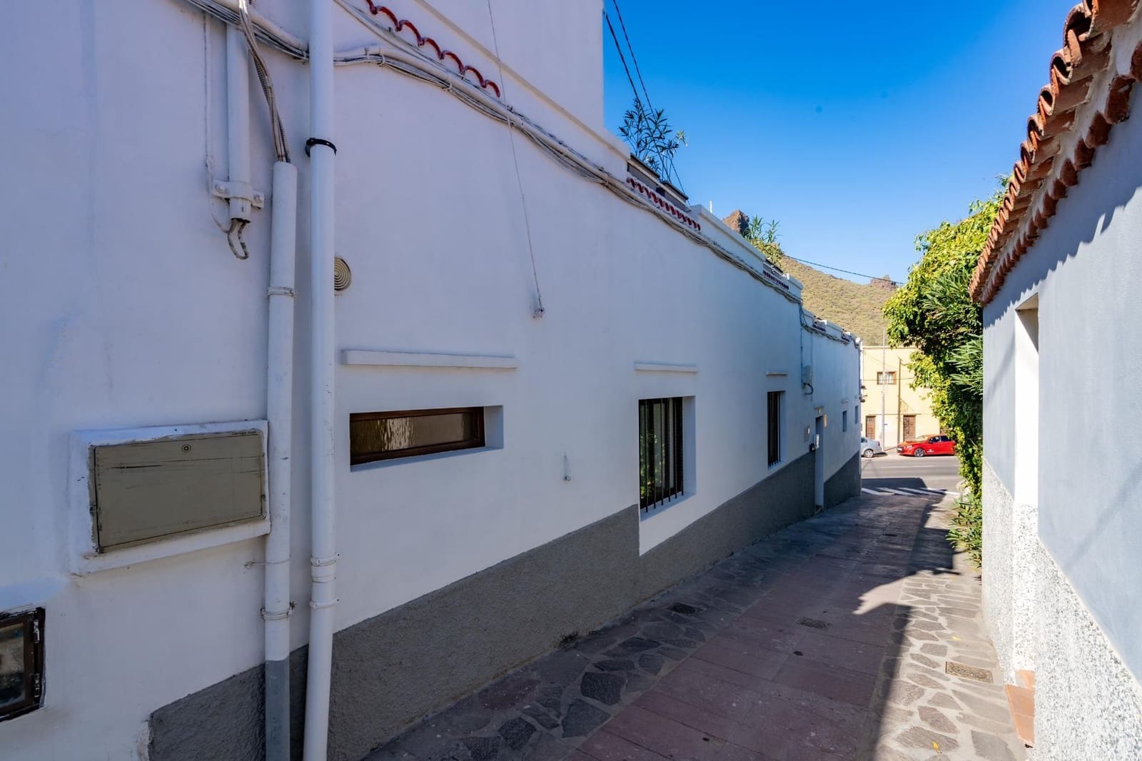 5 sypialnia Dom na sprzedaż w Santiago del Teide - 385 000 € (Ref: 9385689)