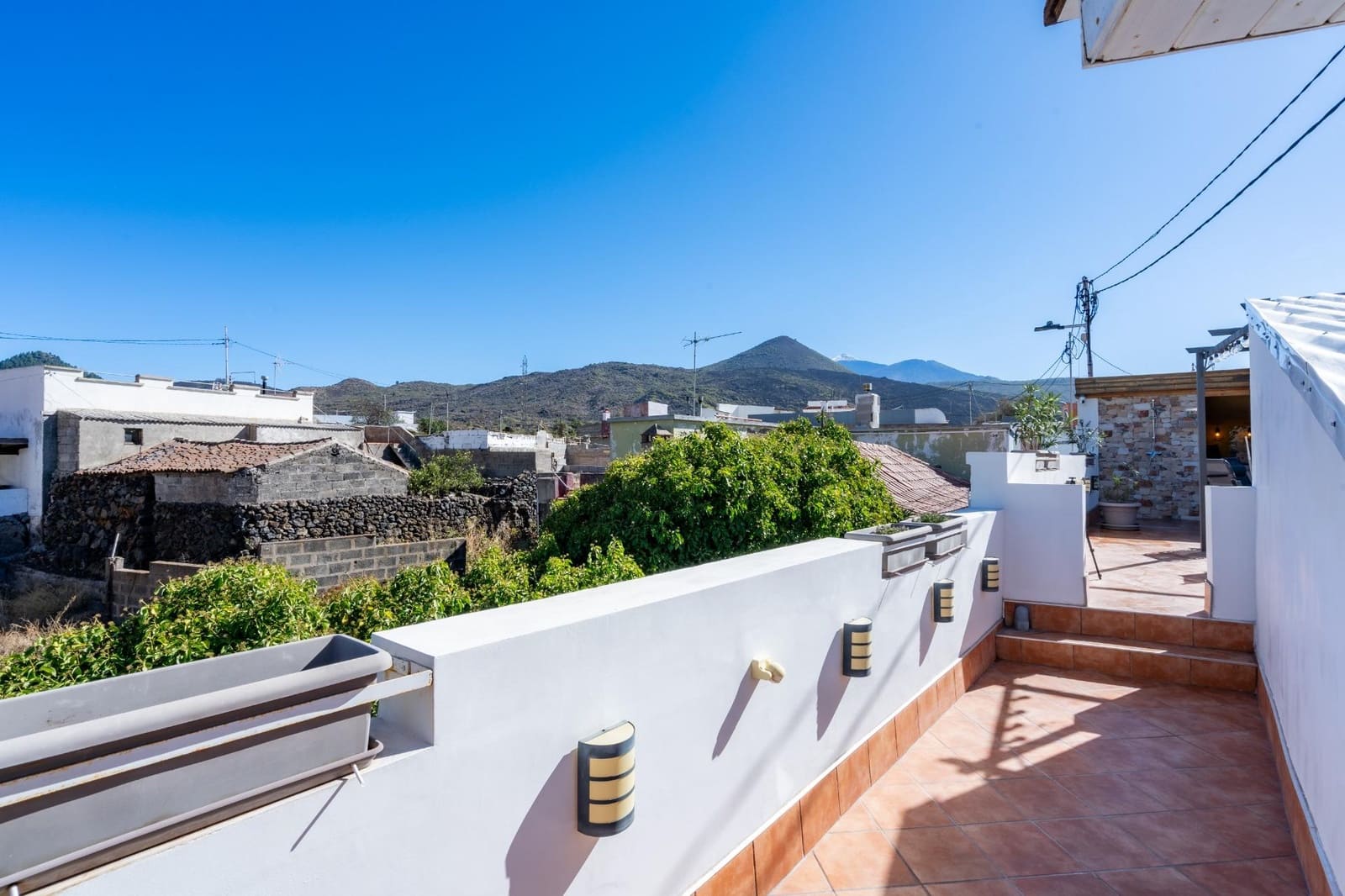 5 sypialnia Dom na sprzedaż w Santiago del Teide - 385 000 € (Ref: 9385689)