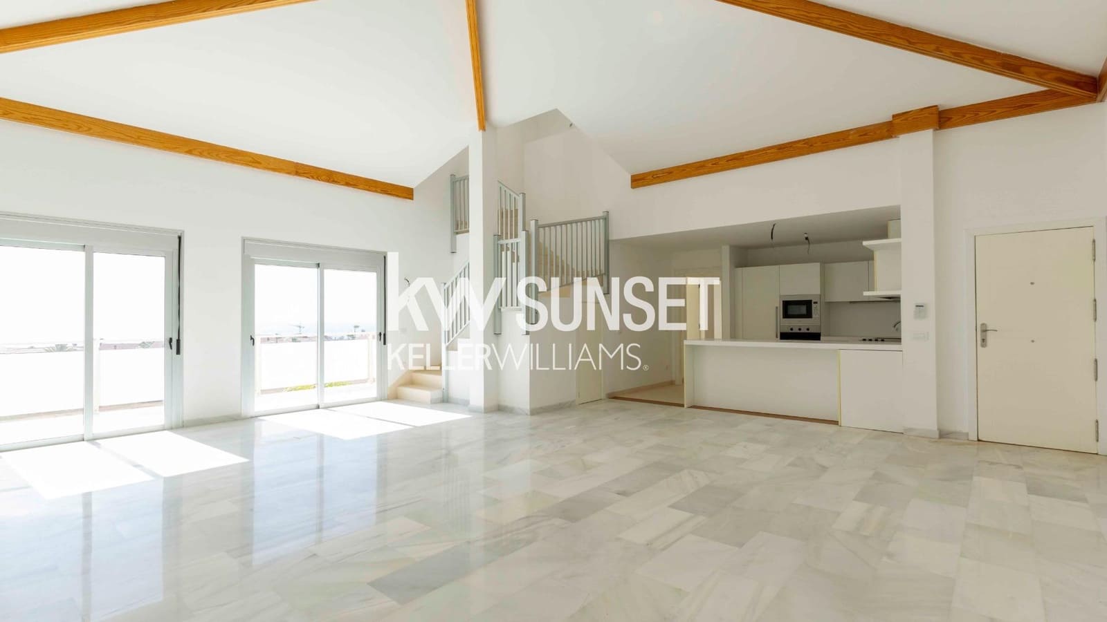 2 quarto Penthouse para venda em San Miguel de Abona com piscina garagem - 349 800 € (Ref: 9390964)