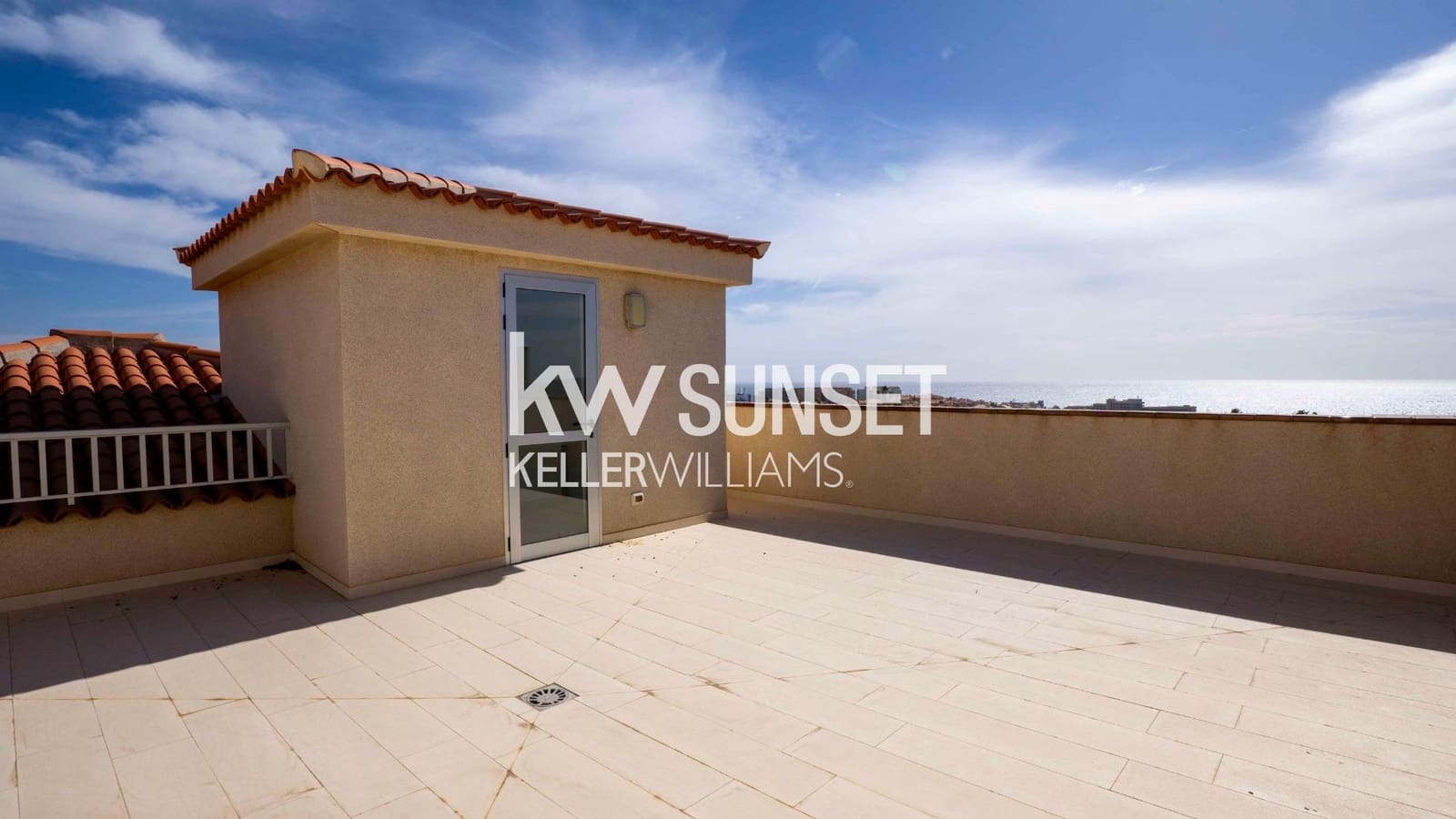 2 quarto Penthouse para venda em San Miguel de Abona com piscina garagem - 349 800 € (Ref: 9390964)