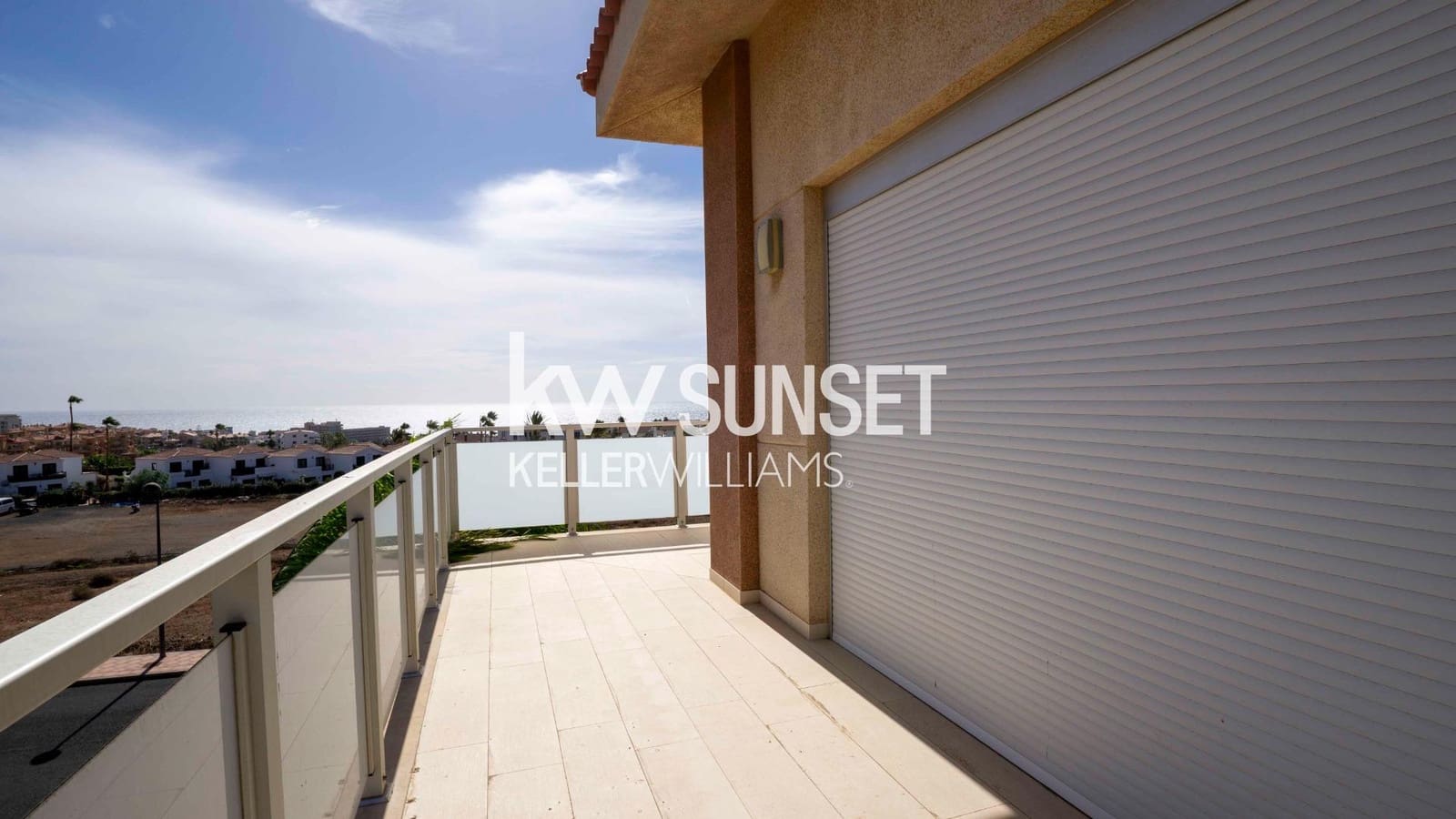 2 quarto Penthouse para venda em San Miguel de Abona com piscina garagem - 349 800 € (Ref: 9390964)