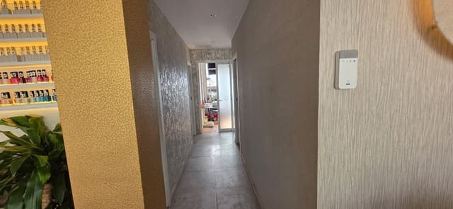 Erhverv til salg i Playa Paraiso, Adeje - € 499.000 (Ref: 9401164)