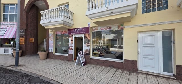 Local Comercial en Playa Paraiso, Adeje en venta - 499.000 € (Ref: 9401164)