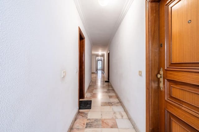 4 quarto Apartamento para venda em Los Cristianos, Arona com garagem - 495 000 € (Ref: 9406928)