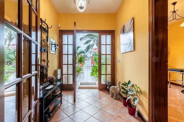 3 soverom Villa til salgs i Tegueste med garasje - € 574 000 (Ref: 9411051)