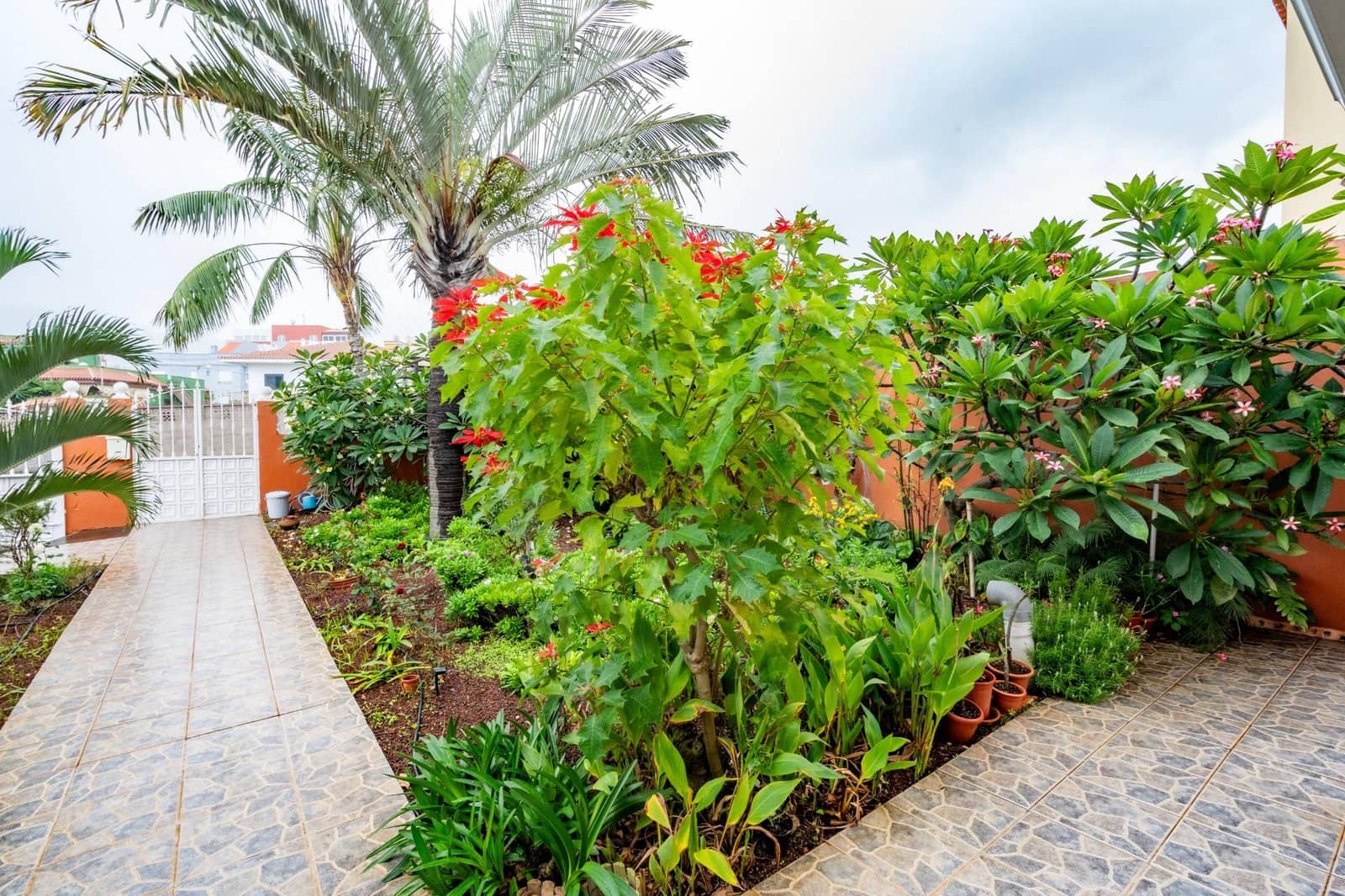 3 soverom Villa til salgs i Tegueste med garasje - € 574 000 (Ref: 9411051)