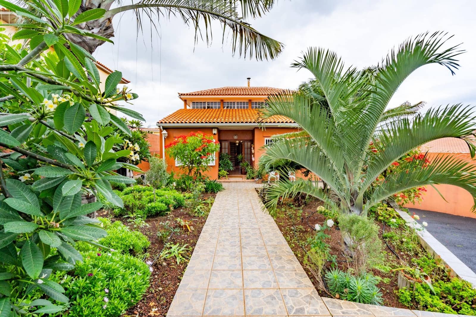 3 soverom Villa til salgs i Tegueste med garasje - € 574 000 (Ref: 9411051)