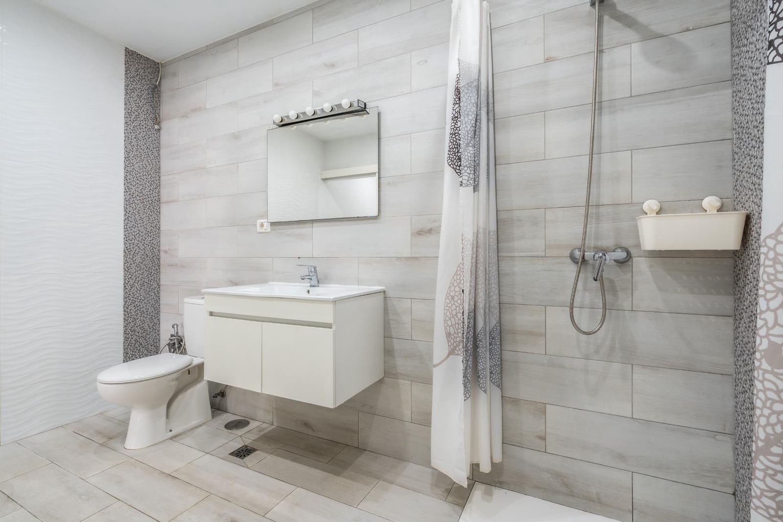 3 makuuhuone Asunto vuokrattavana paikassa Costa Adeje - 1 500 € (Ref: 9433510)