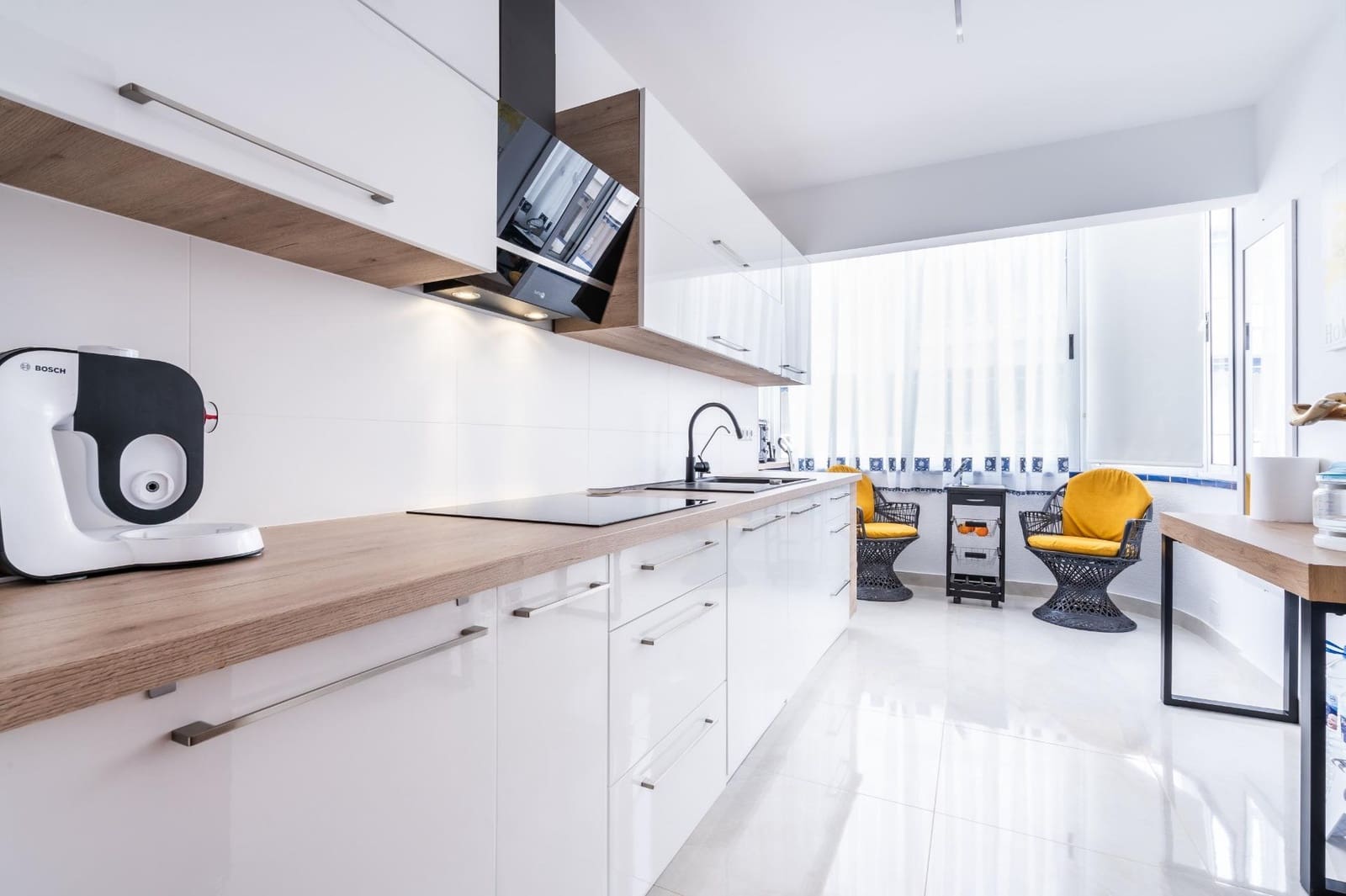 2 soverom Leilighet til salgs i Los Cristianos med svømmebasseng - € 485 000 (Ref: 9449382)