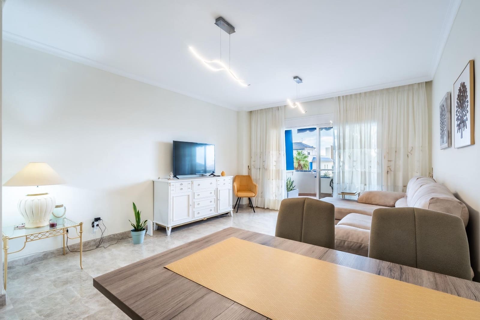 2 soverom Leilighet til salgs i Los Cristianos med svømmebasseng - € 485 000 (Ref: 9449382)