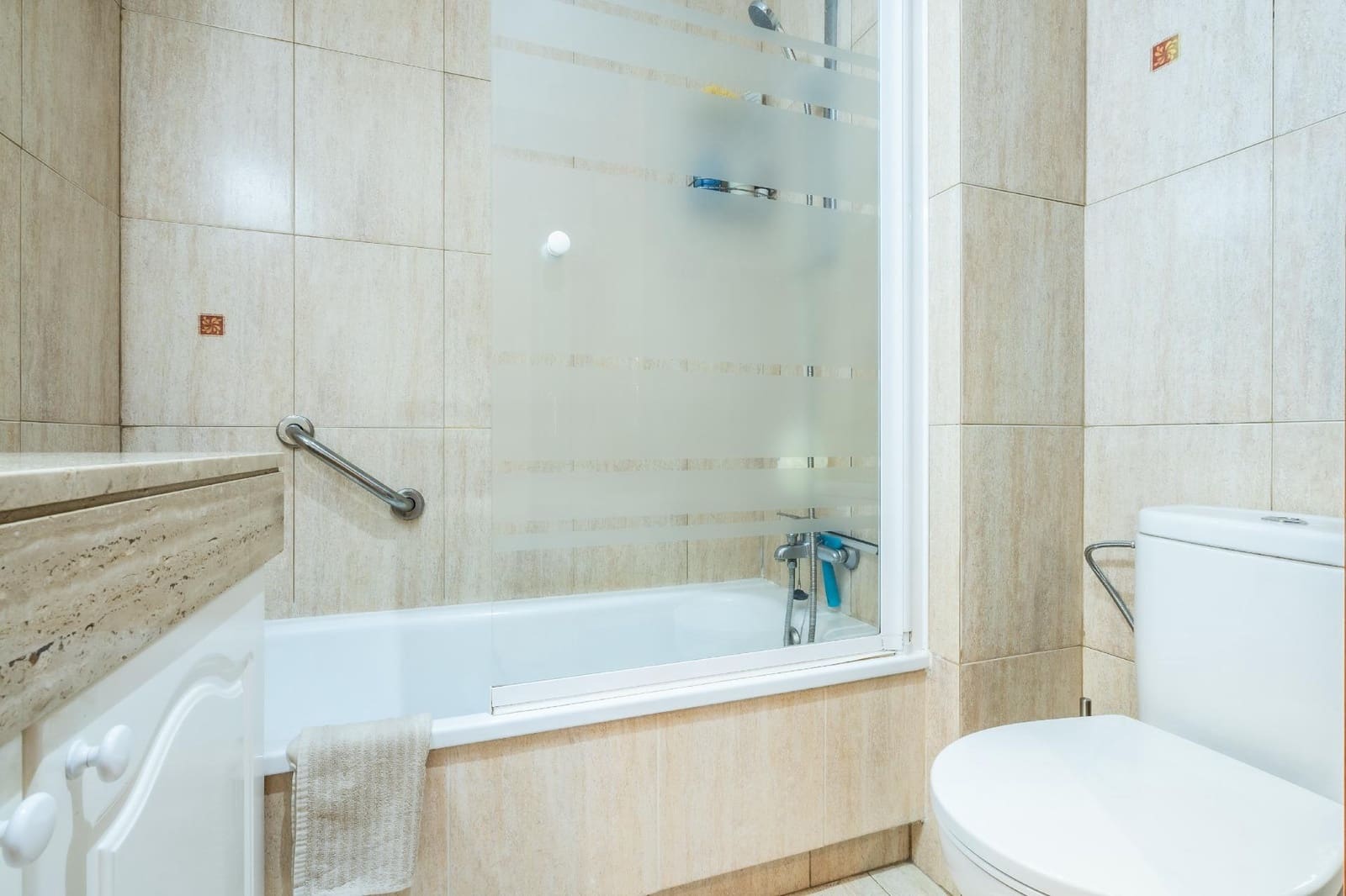 2 bedroom Apartment for sale in Los Cristianos with pool - € 485,000 (Ref: 9449382)