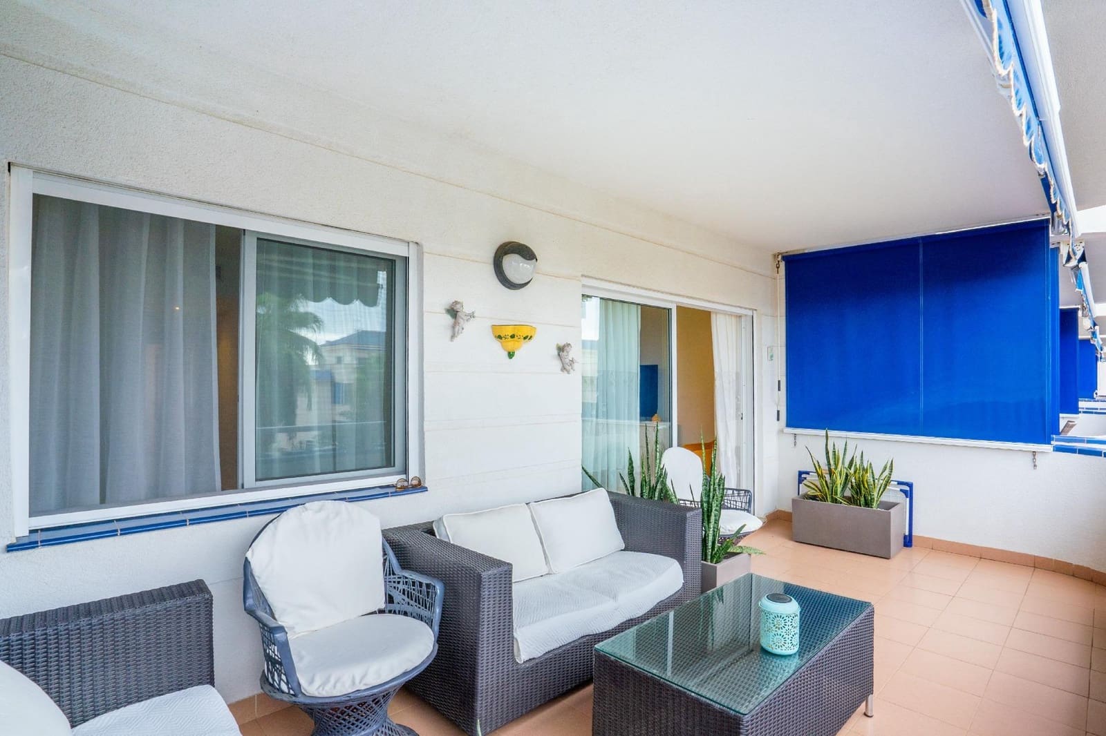 2 bedroom Apartment for sale in Los Cristianos with pool - € 485,000 (Ref: 9449382)