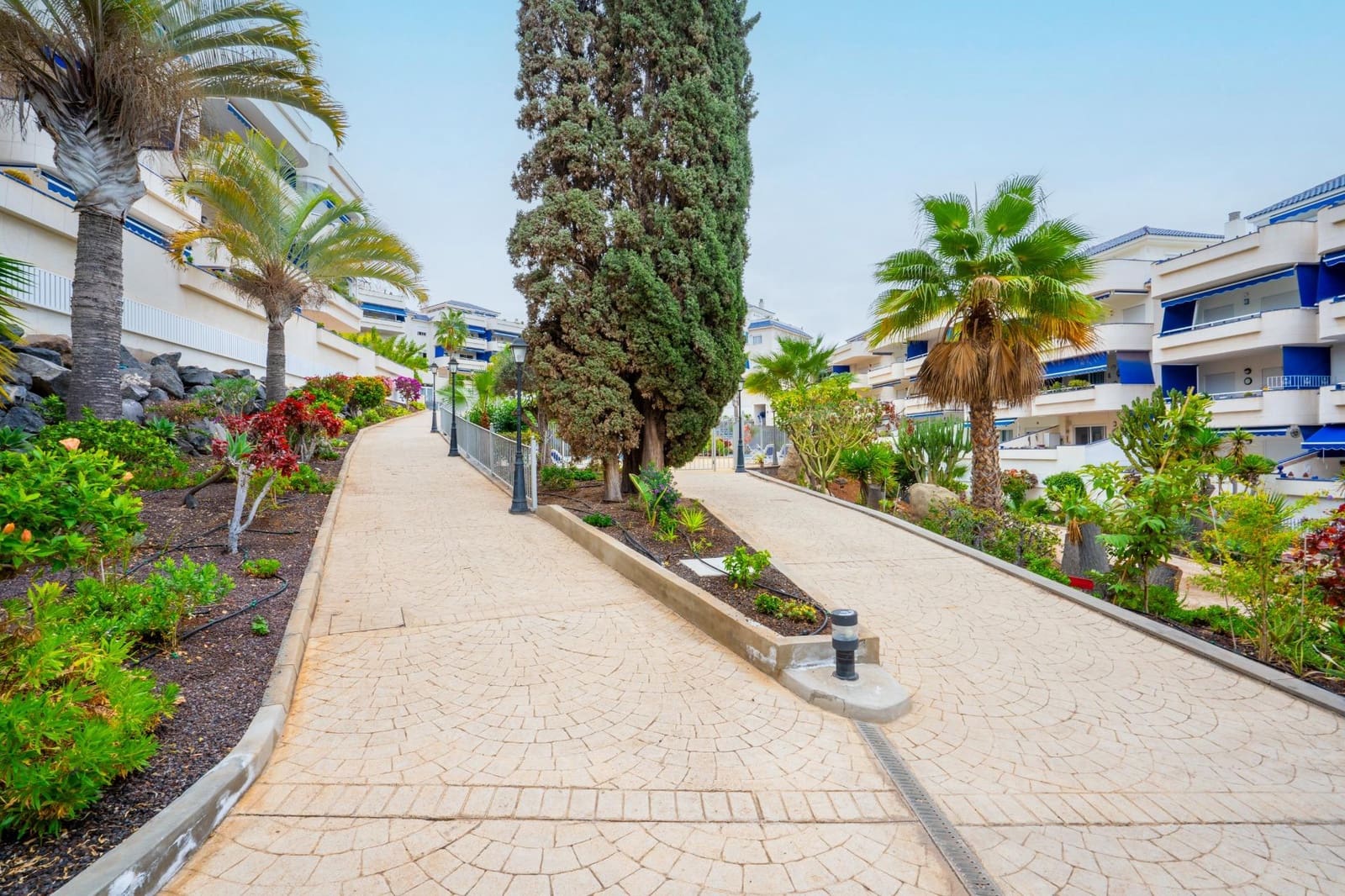 2 bedroom Apartment for sale in Los Cristianos with pool - € 485,000 (Ref: 9449382)