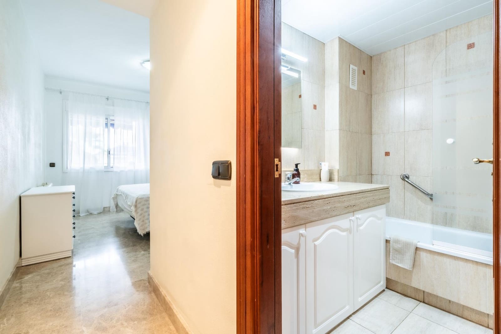 2 soverom Leilighet til salgs i Los Cristianos med svømmebasseng - € 485 000 (Ref: 9449382)