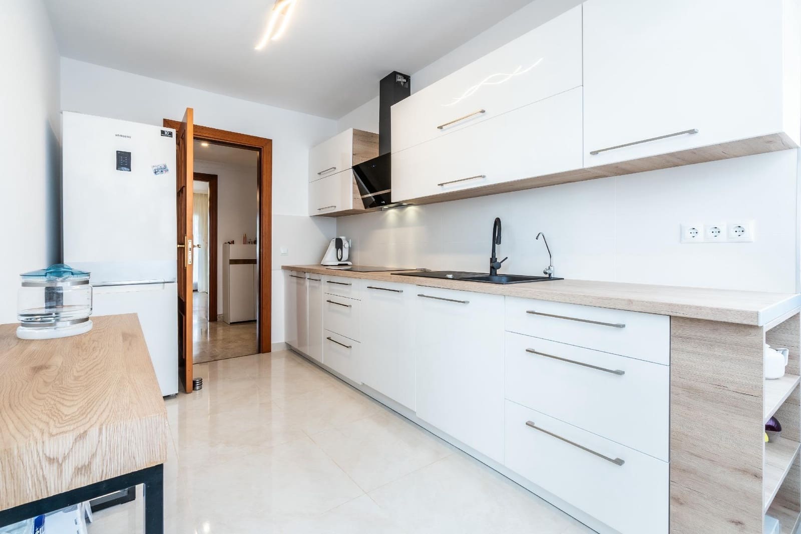 2 soverom Leilighet til salgs i Los Cristianos med svømmebasseng - € 485 000 (Ref: 9449382)