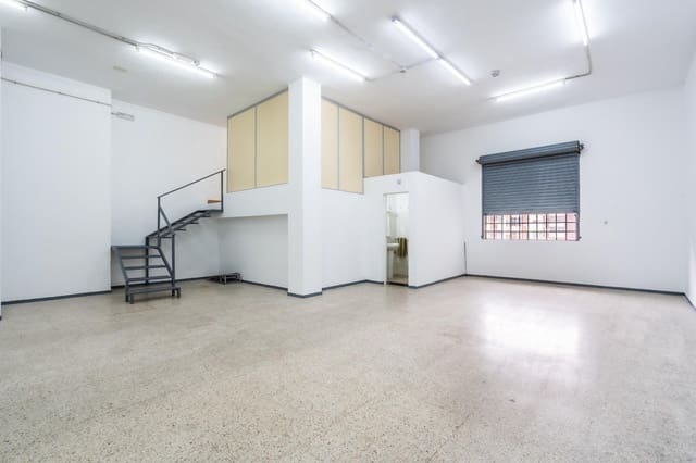 Kaupallinen vuokrattavana paikassa San Cristóbal de La Laguna - 1 200 € (Ref: 9470468)