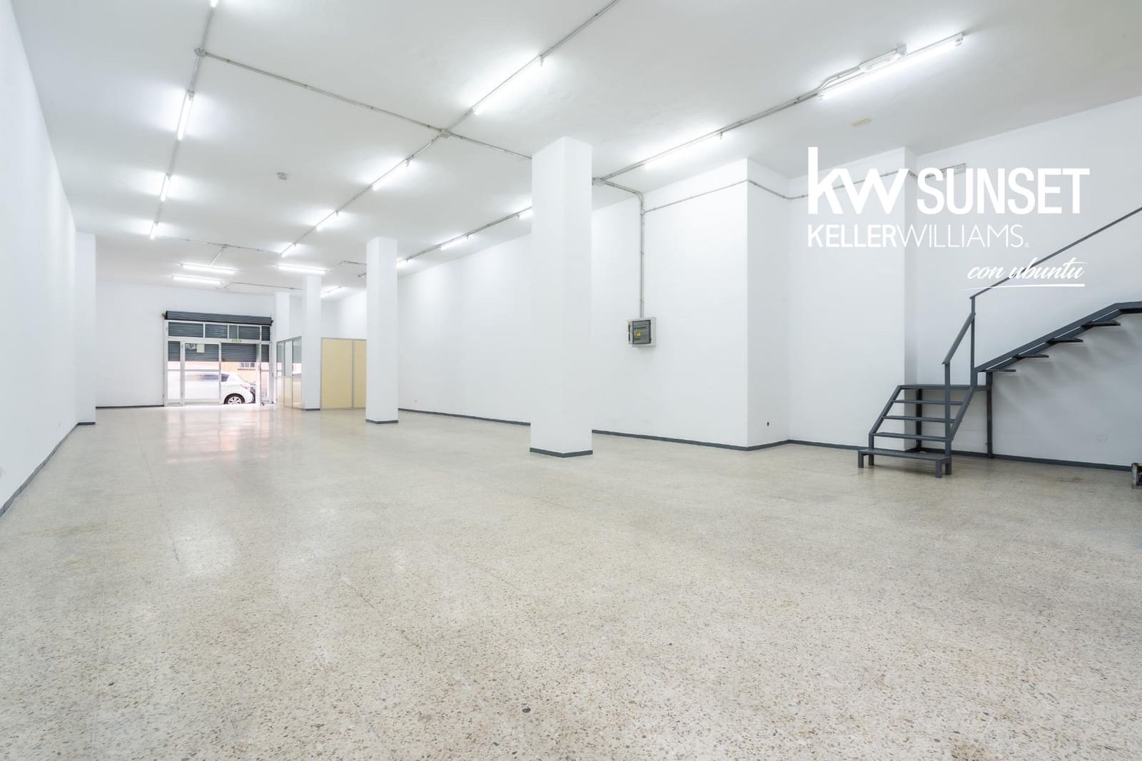 Comercial para arrendar em San Cristobal de La Laguna - 1 200 € (Ref: 9470468)