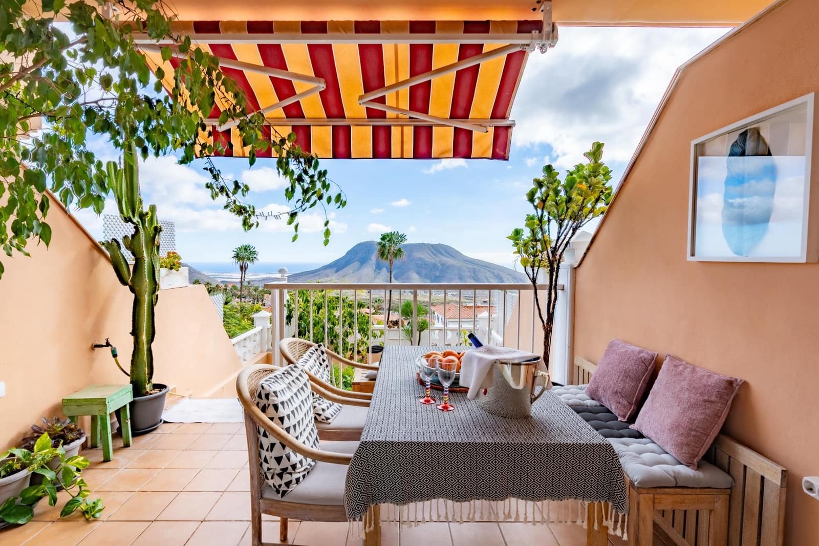 2 bedroom Apartment for sale in Chayofa with pool garage - € 329,000 (Ref: 9485351)