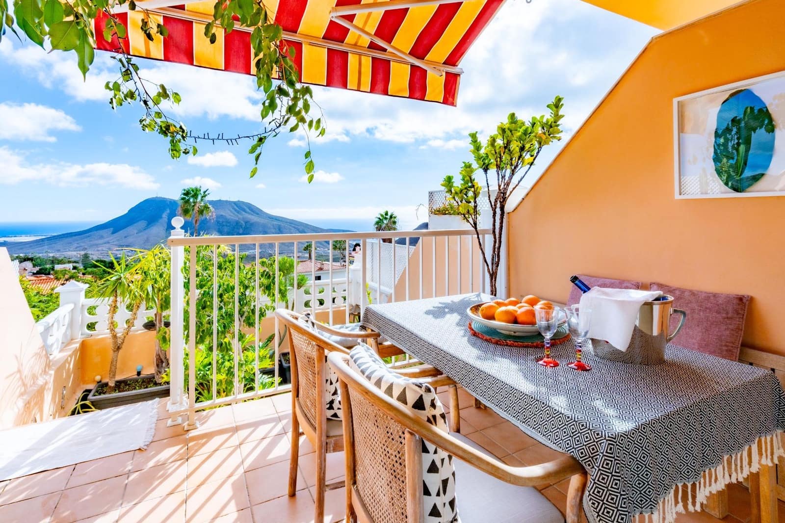 2 bedroom Apartment for sale in Chayofa with pool garage - € 329,000 (Ref: 9485351)