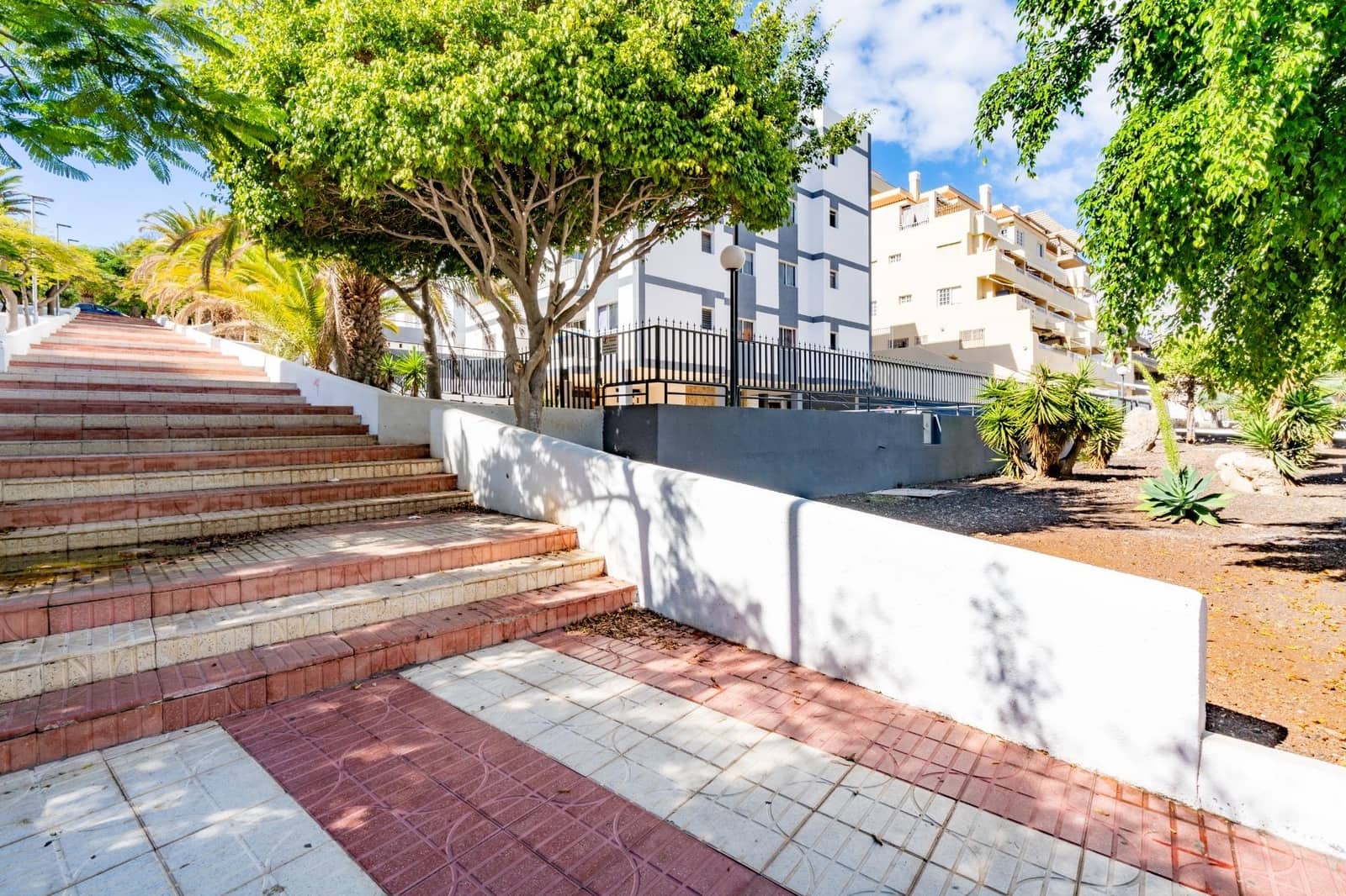 Local Comercial en Los Cristianos en venta - 80.000 € (Ref: 9491494)