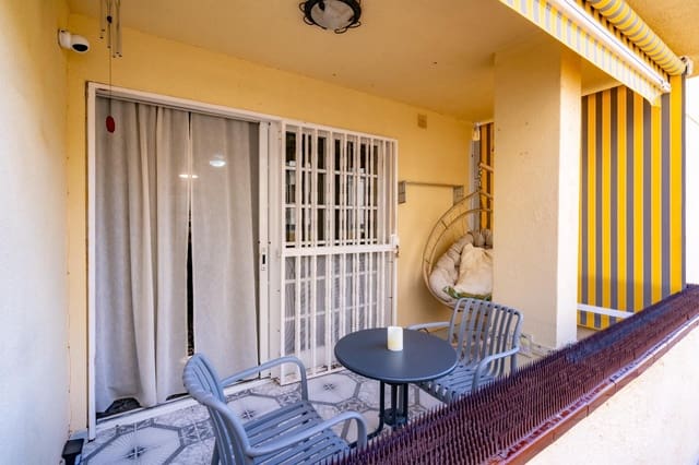 2 bedroom Apartment for sale in Los Cristianos, Arona - € 309,000 (Ref: 9491496)