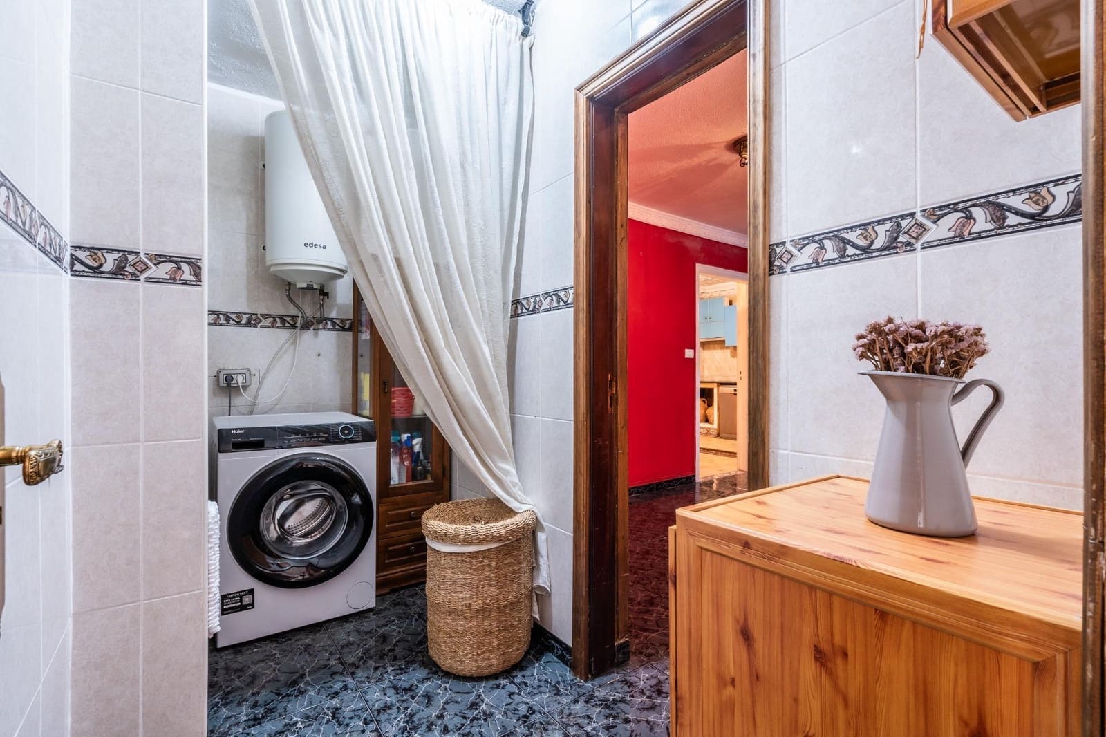 2 bedroom Apartment for sale in Los Cristianos - € 284,000 (Ref: 9491496)