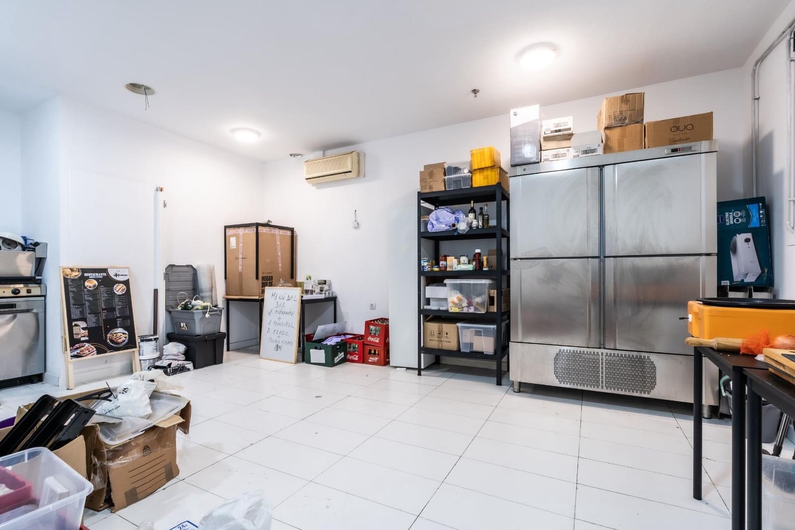 Erhverv til leje i Santa Cruz de Tenerife - € 3.000 (Ref: 9491497)