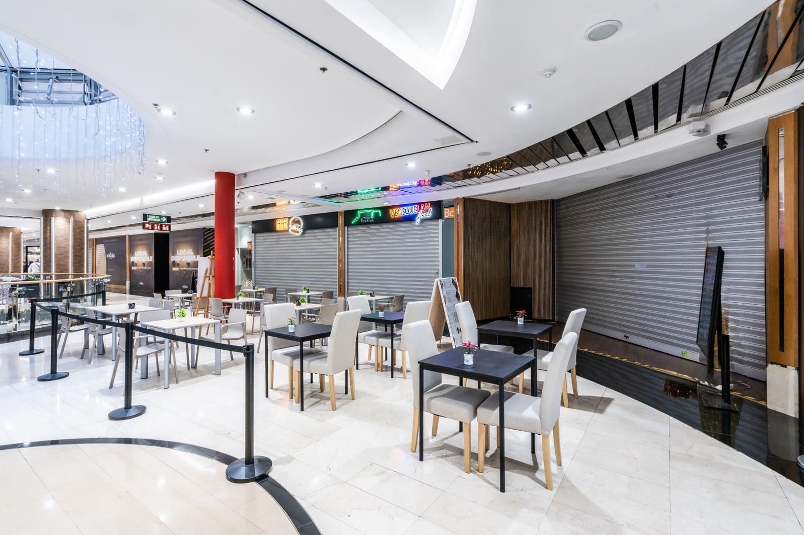 Komercyjne na sprzedaż w Santa Cruz de Tenerife - 28 000 € (Ref: 9491497)