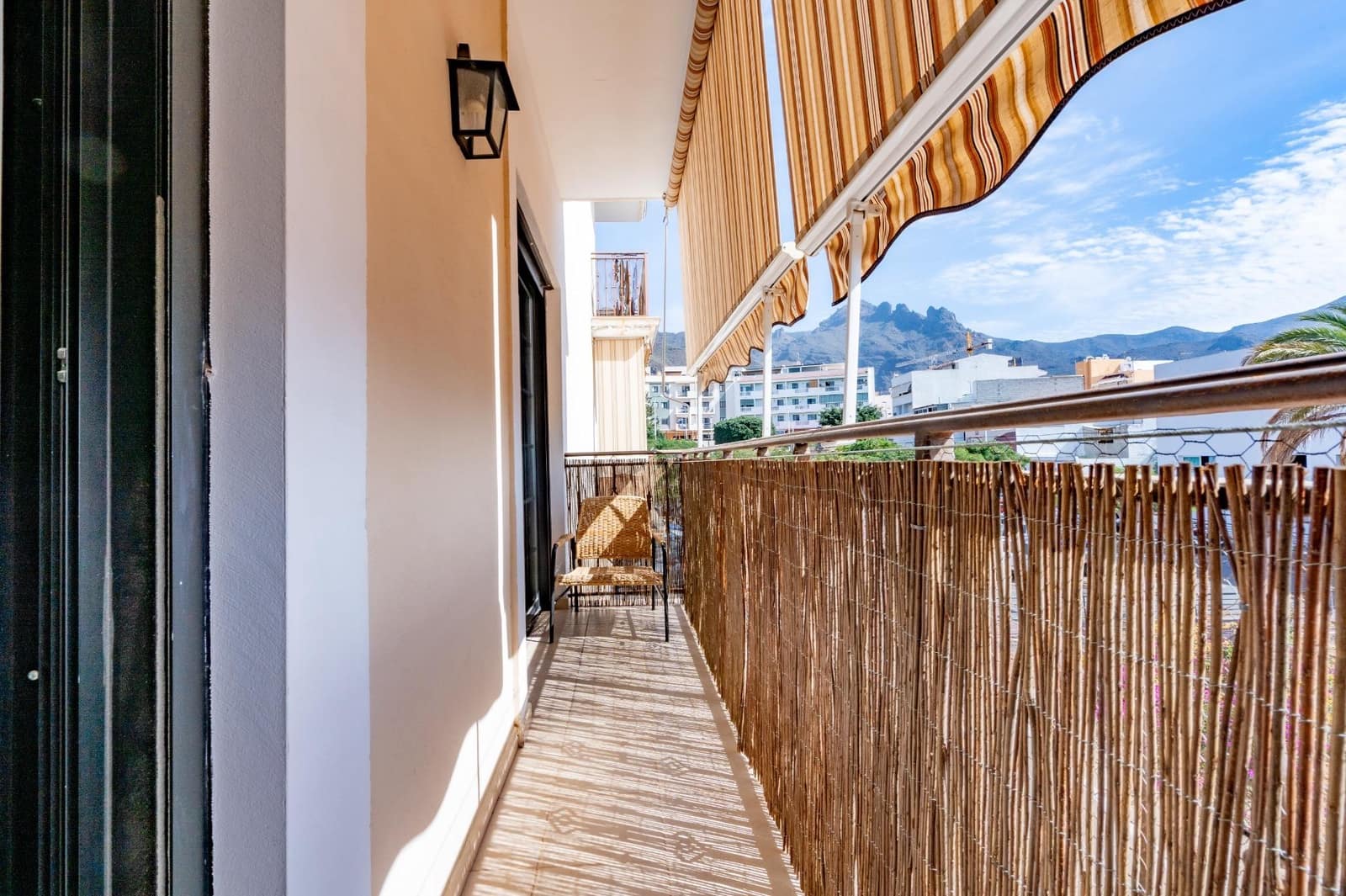 1 bedroom Apartment for rent in Adeje - € 900 (Ref: 9508946)