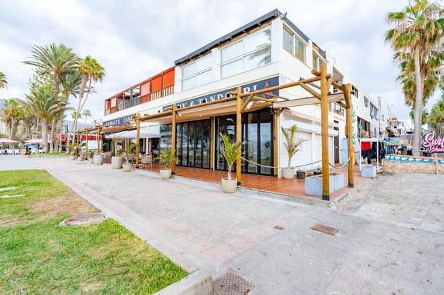 Kommersiell til leie i Playa de las Americas, Arona - € 12 000 (Ref: 9536010)