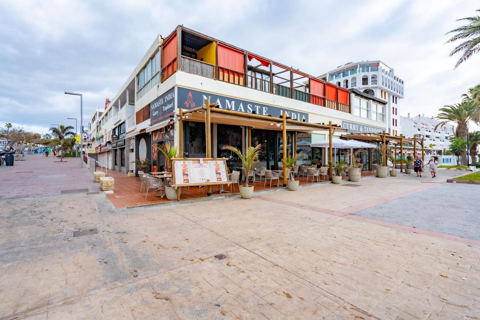 Erhverv til leje i Playa de las Americas - € 12.000 (Ref: 9536010)