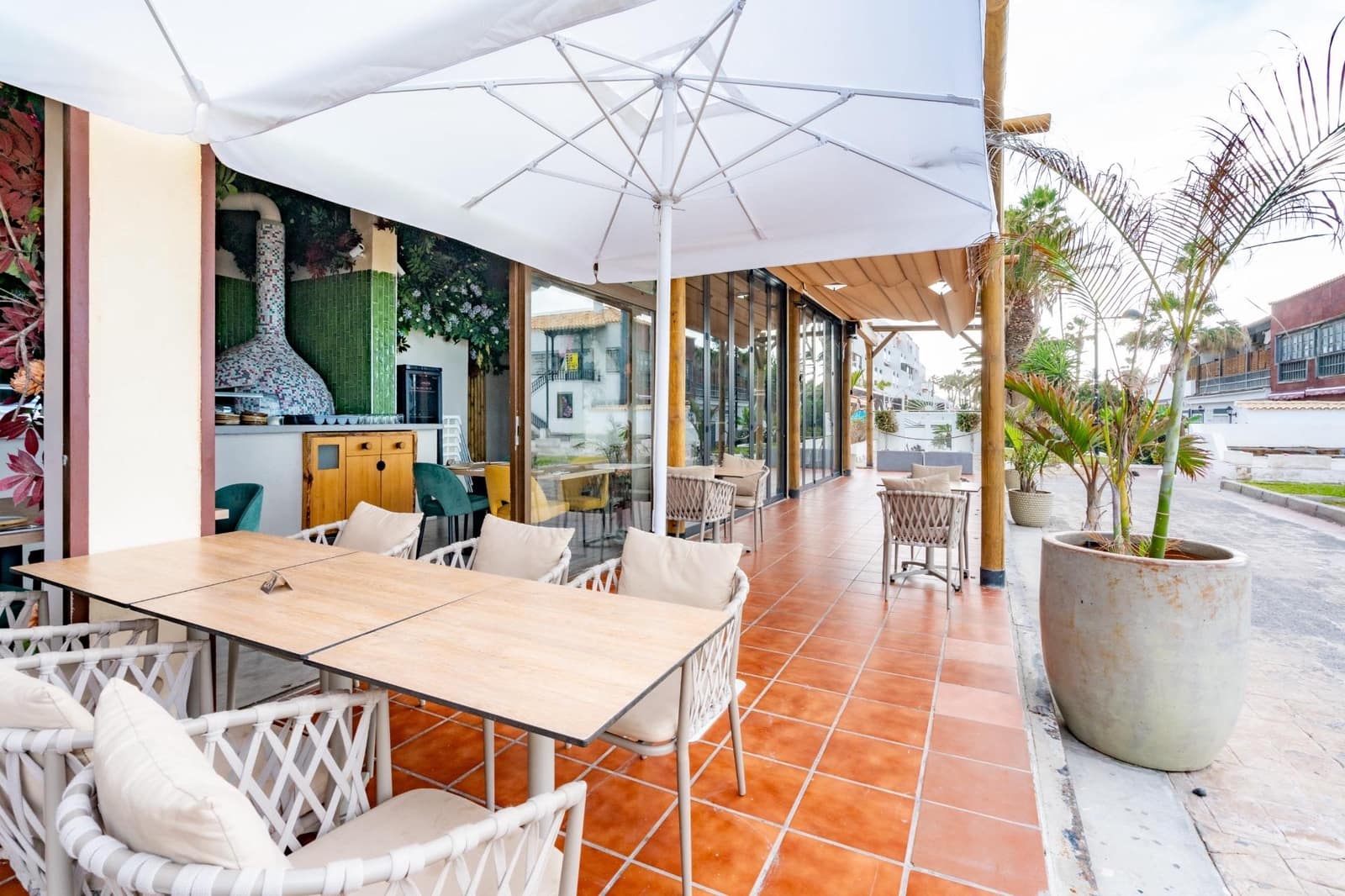 Erhverv til leje i Playa de las Americas - € 12.000 (Ref: 9536010)