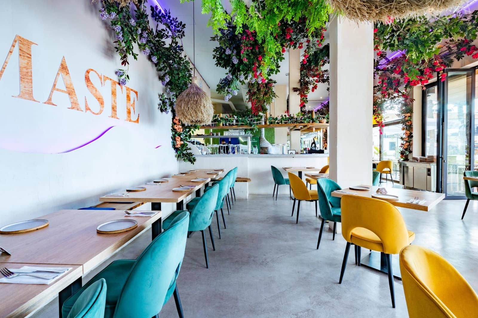 Erhverv til leje i Playa de las Americas - € 12.000 (Ref: 9536010)