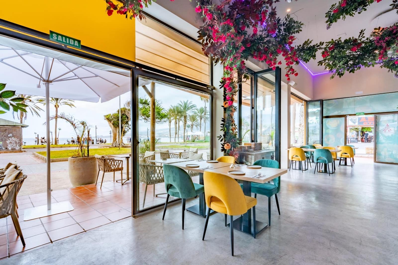 Commercial for rent in Playa de las Americas - € 12,000 (Ref: 9536010)