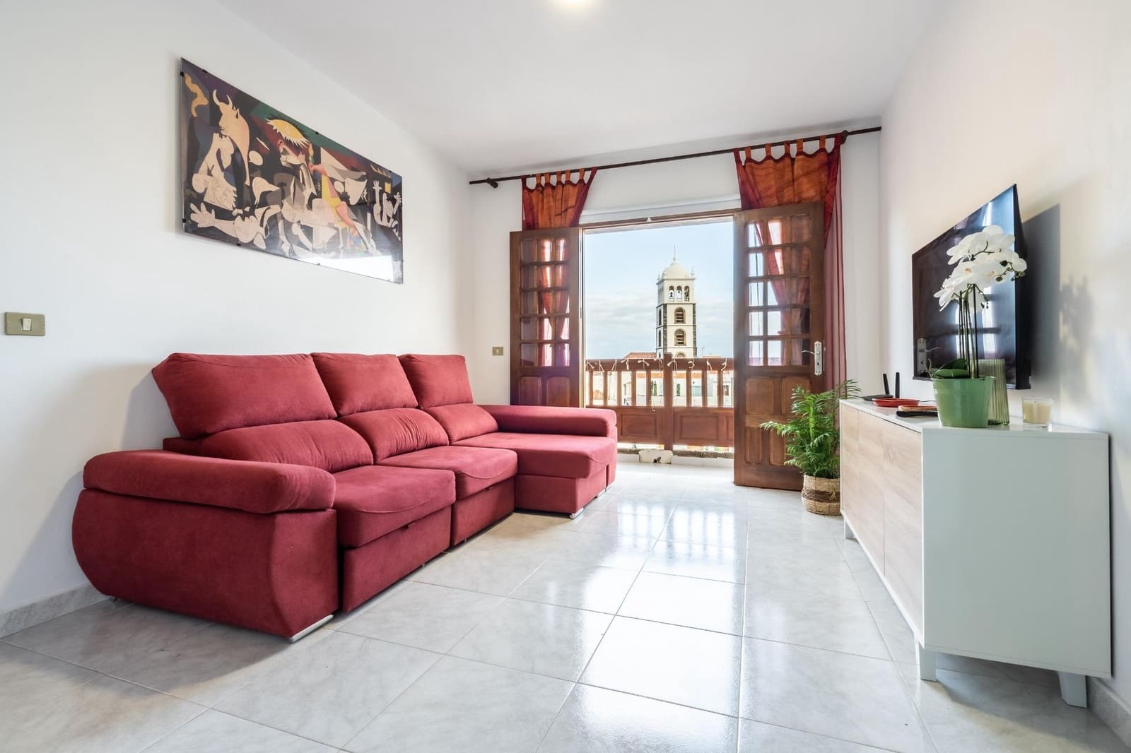 Piso de 4 habitaciones en Garachico en venta - 284.000 € (Ref: 9543731)