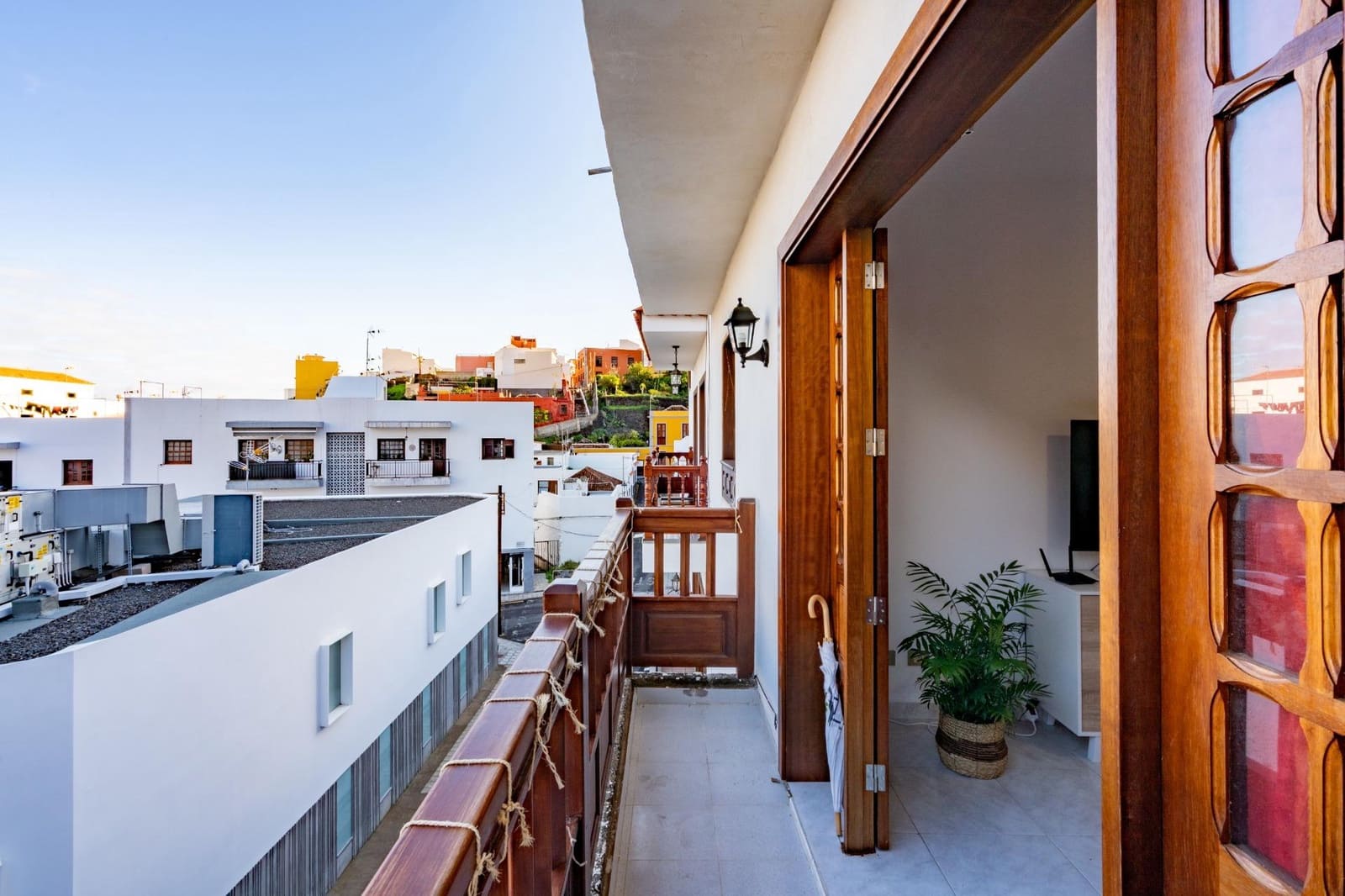Piso de 4 habitaciones en Garachico en venta - 284.000 € (Ref: 9543731)