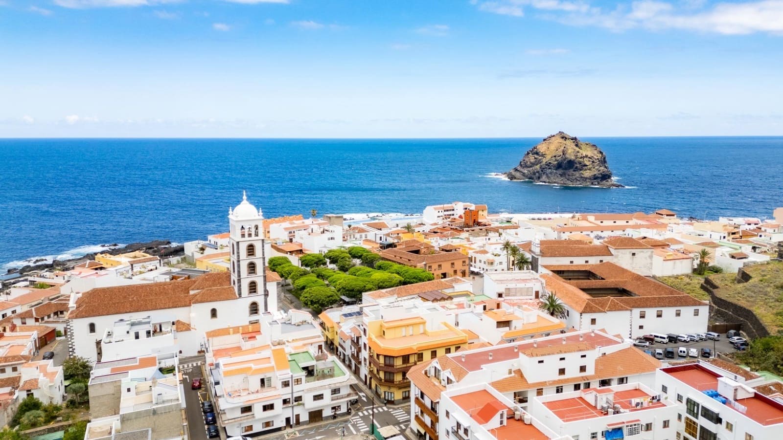 Piso de 4 habitaciones en Garachico en venta - 284.000 € (Ref: 9543731)