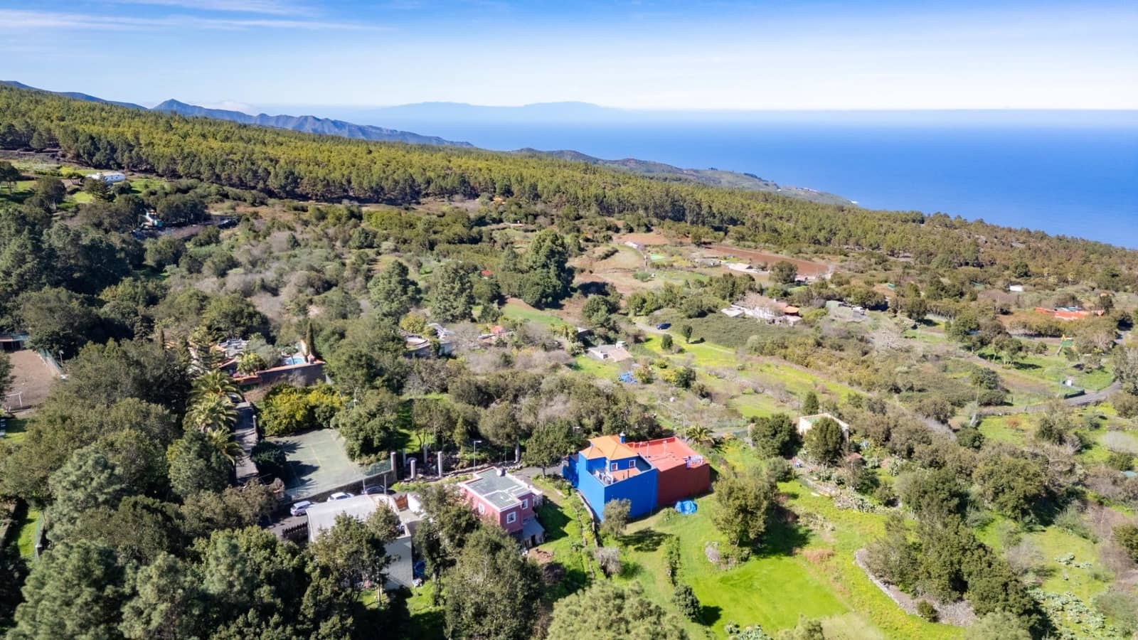 3 bedroom Semi-detached Villa for sale in Garachico with garage - € 350,000 (Ref: 9555948)