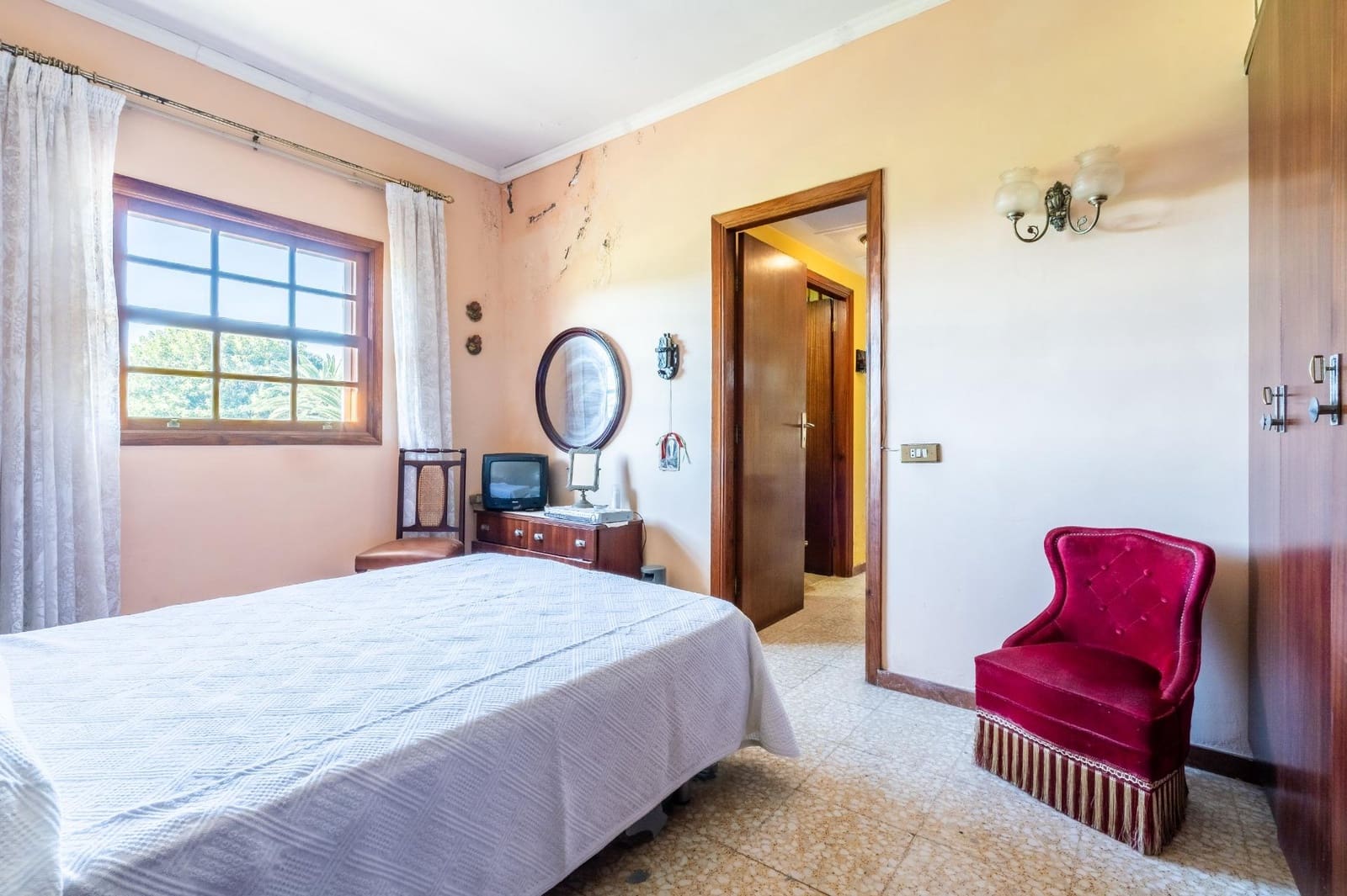 3 bedroom Villa for sale in San Cristobal de La Laguna - € 397,000 (Ref: 9583005)