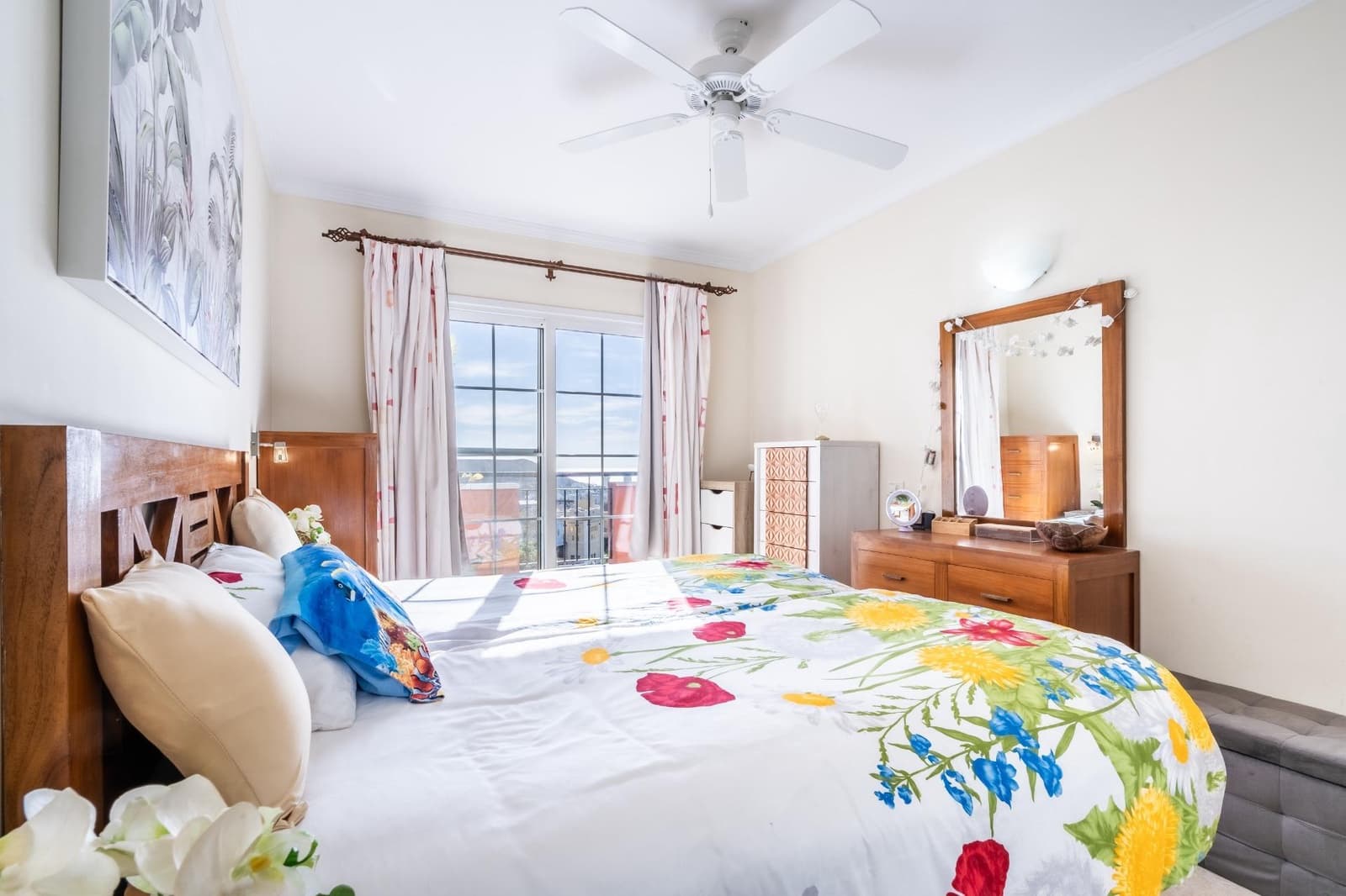 1 soverom Leilighet til leie i Los Cristianos med svømmebasseng - € 1 700 (Ref: 9583006)