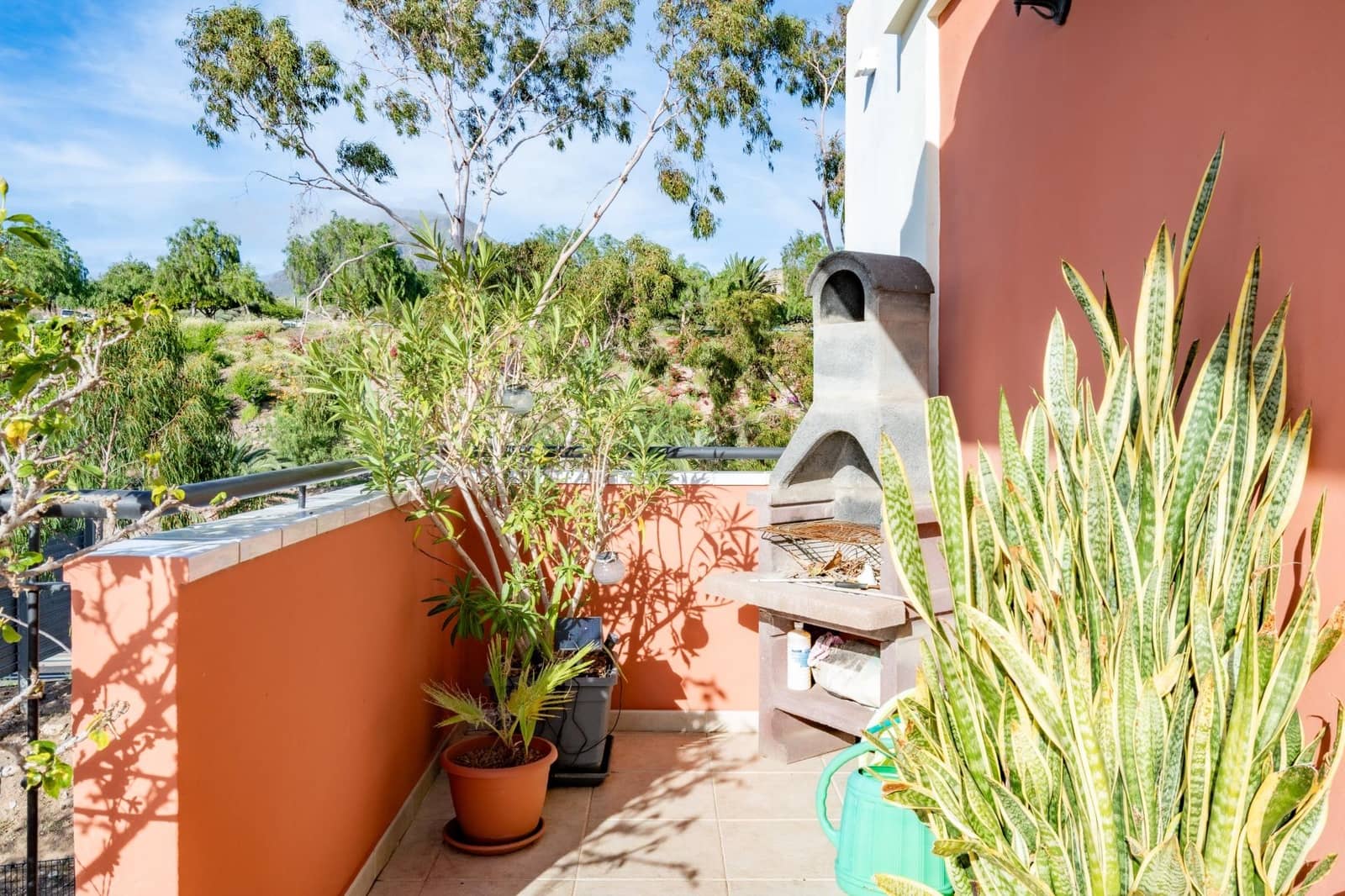 1 soverom Leilighet til leie i Los Cristianos med svømmebasseng - € 1 700 (Ref: 9583006)