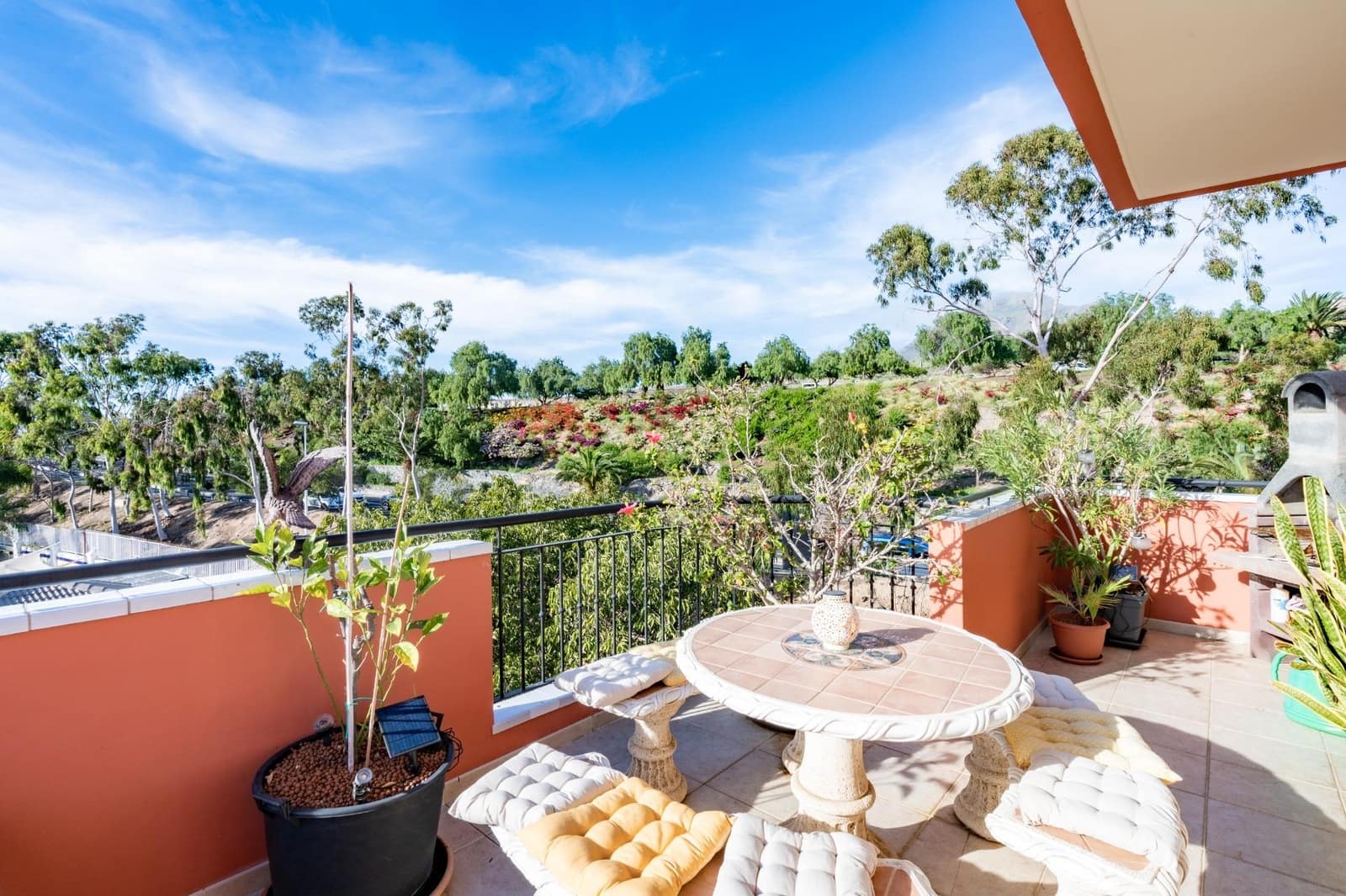 1 soverom Leilighet til leie i Los Cristianos med svømmebasseng - € 1 700 (Ref: 9583006)