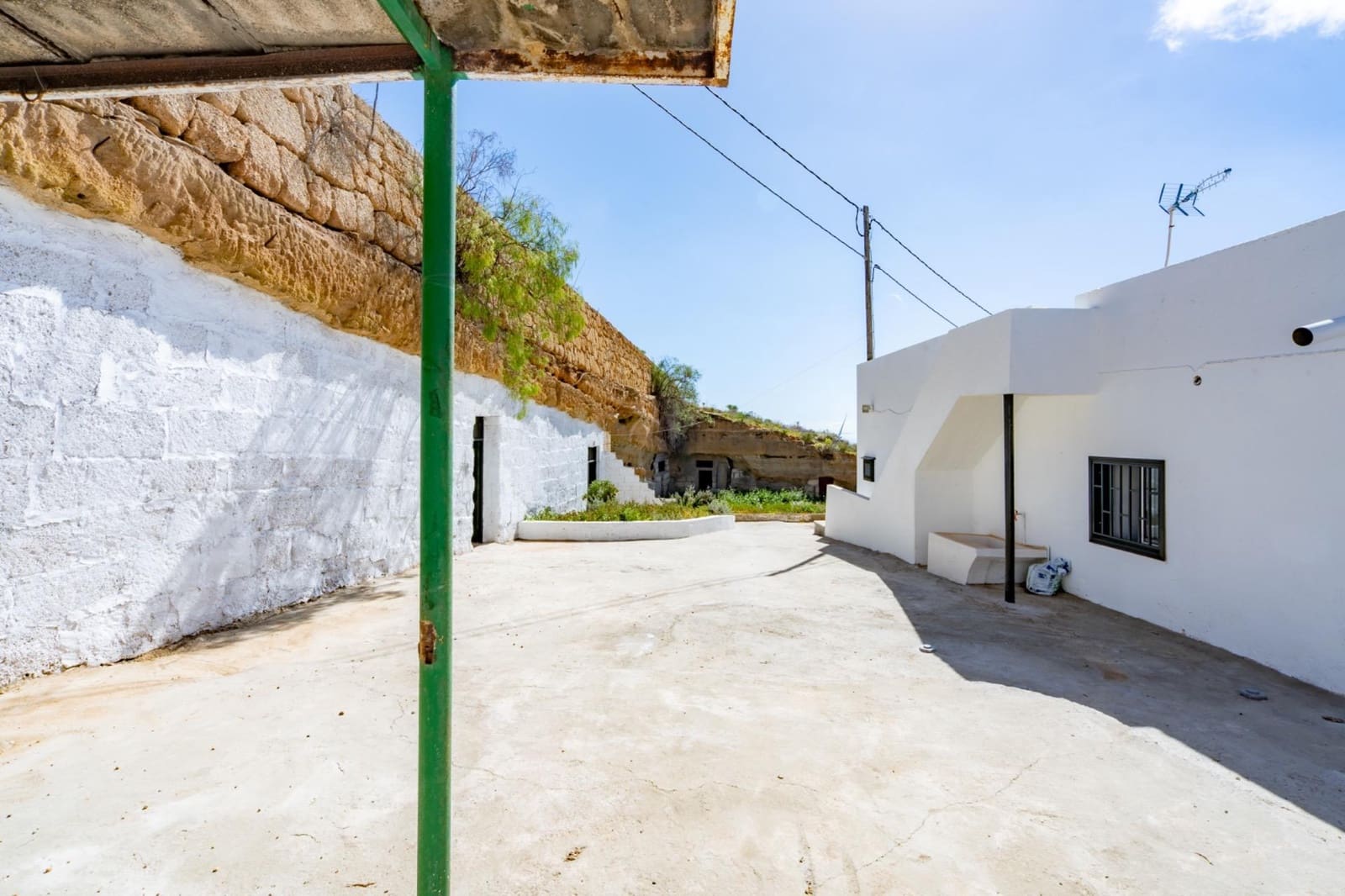 5 makuuhuone Maalaistalo myytävänä paikassa Arico - 570 000 € (Ref: 9586595)