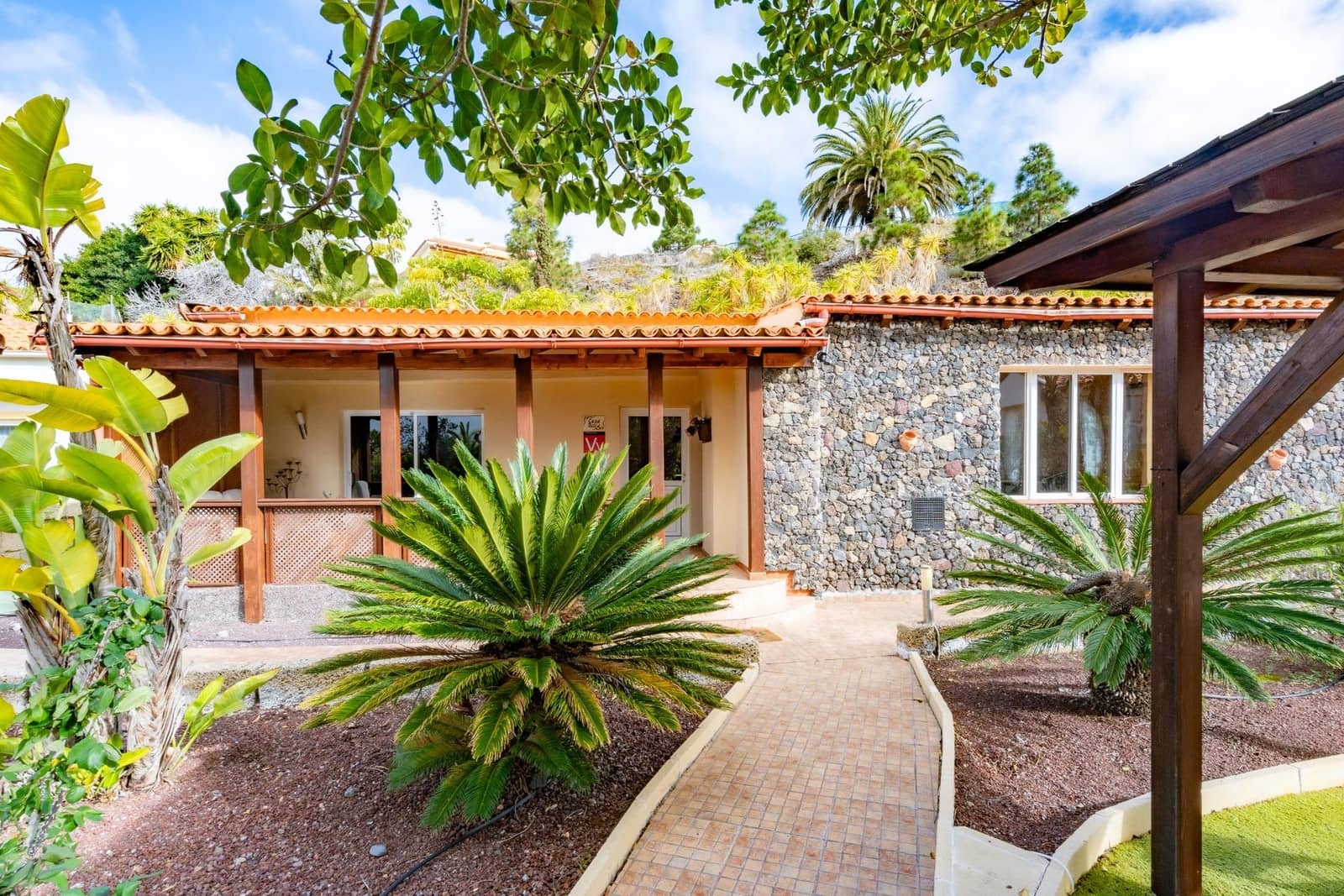 15 chambre Villa/Maison à vendre à Guia de Isora - 2 499 000 € (Ref: 9596240)