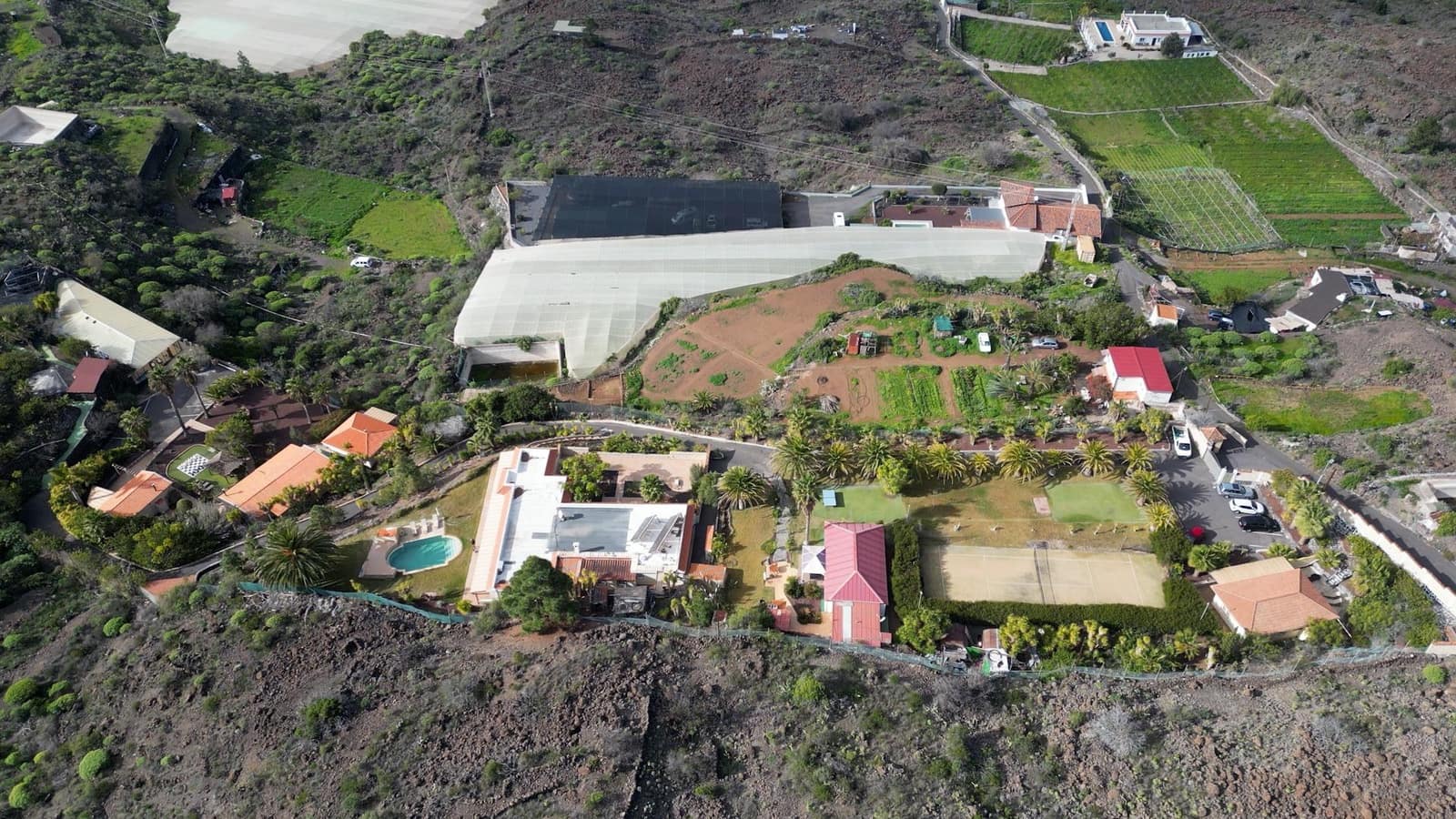 15 soverom Villa til salgs i Guia de Isora - € 2 499 000 (Ref: 9596240)