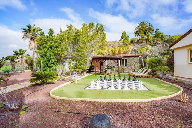 15 soveværelse Villa til salg i Guía de Isora - € 2.499.000 (Ref: 9596240)