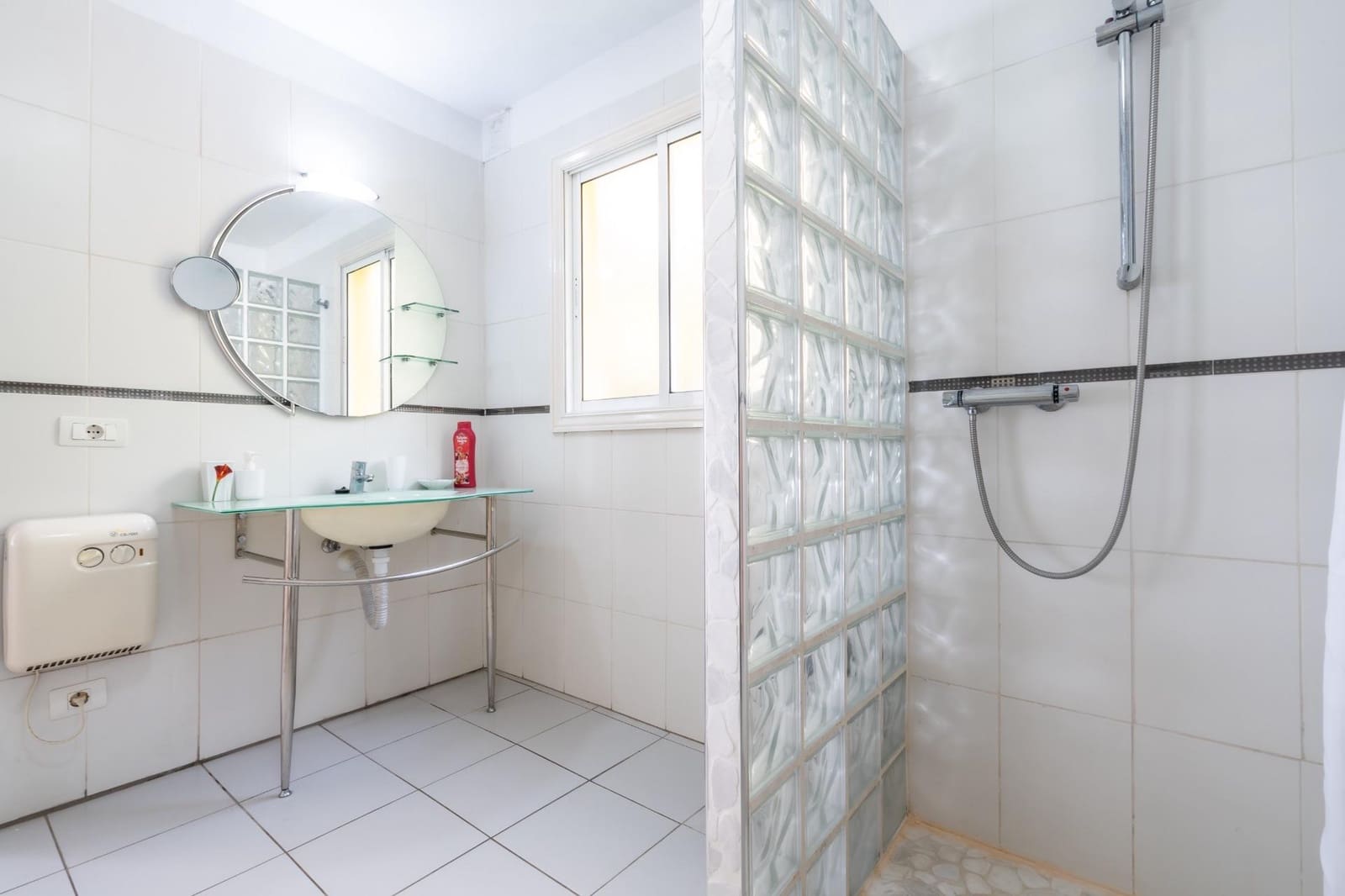 15 soveværelse Villa til salg i Guia de Isora - € 2.499.000 (Ref: 9596240)