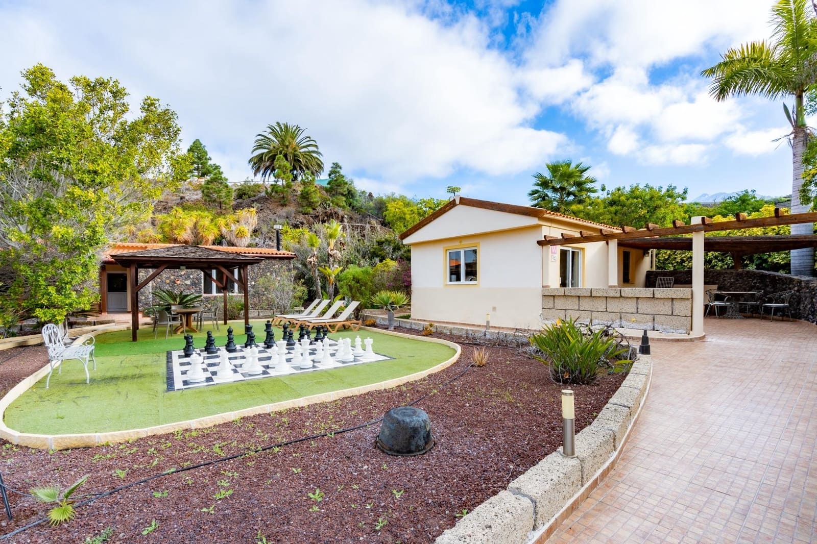 15 soveværelse Villa til salg i Guia de Isora - € 2.499.000 (Ref: 9596240)