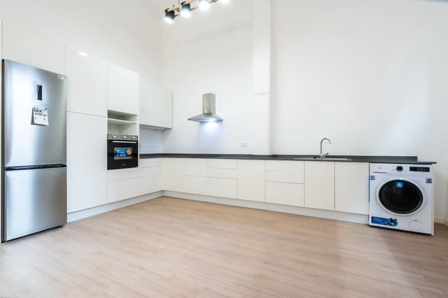 2 bedroom Flat for sale in Toscal, Santa Cruz de Tenerife - € 299,900 (Ref: 9605057)